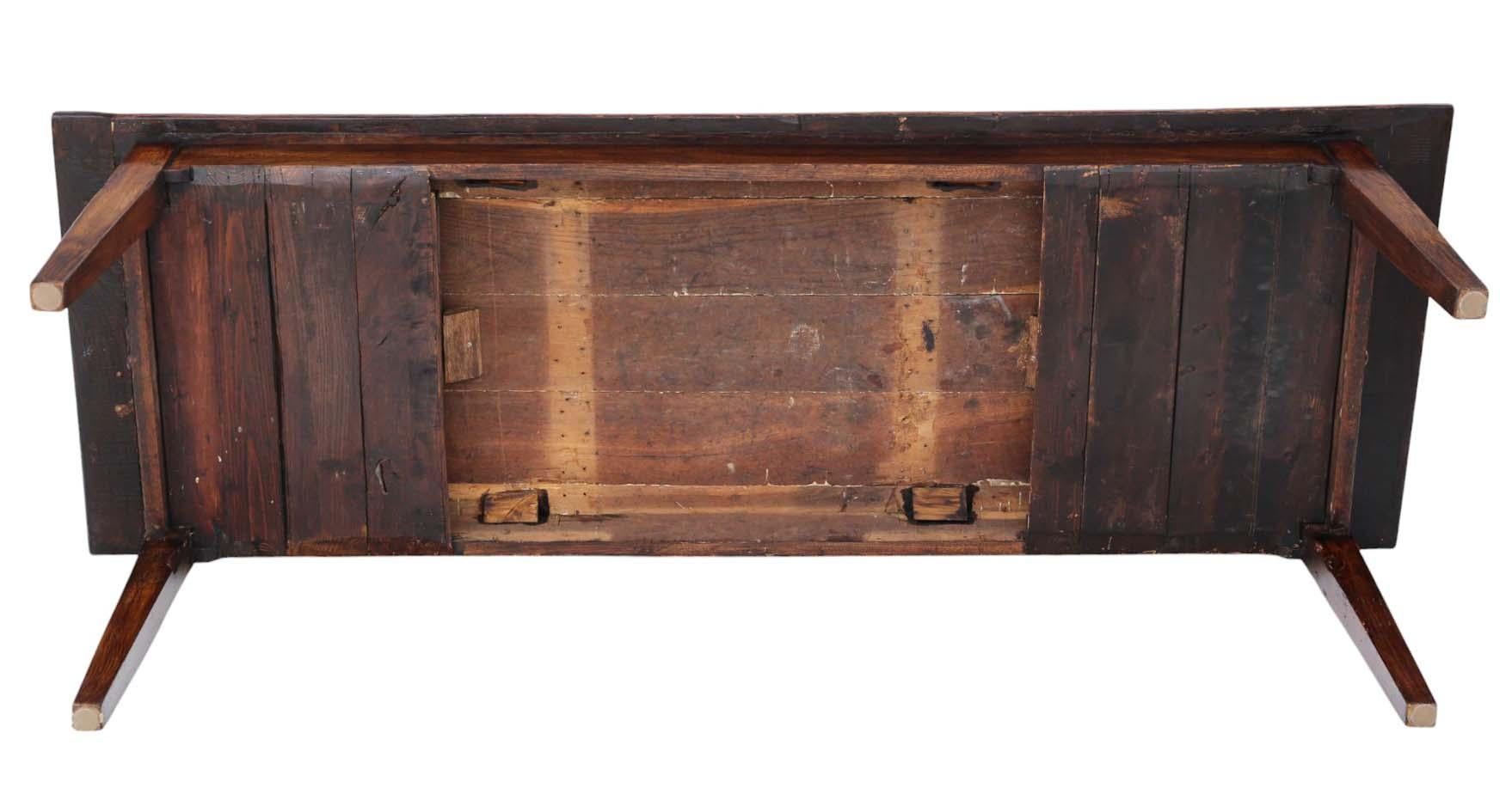 Antiquity c.1800 Oak Farmhouse Dining Table de cuisine de qualité avec tiroirs en vente 6