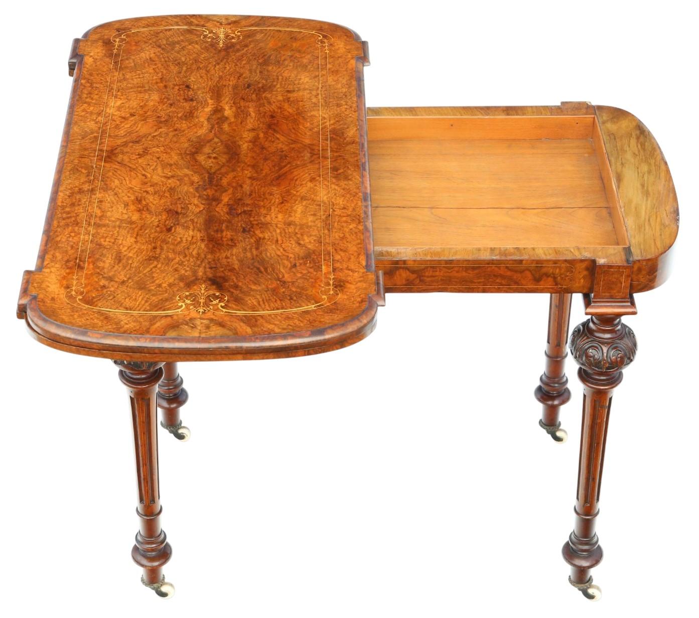 Fine XIX secolo Antico tavolo da gioco vittoriano in mogano e radica di noce del 1880 circa - Qualità pregiata del 19° C. in vendita