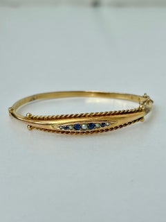 Antiguo C.1898 Brazalete de zafiro y perlas en oro amarillo de 9 ct