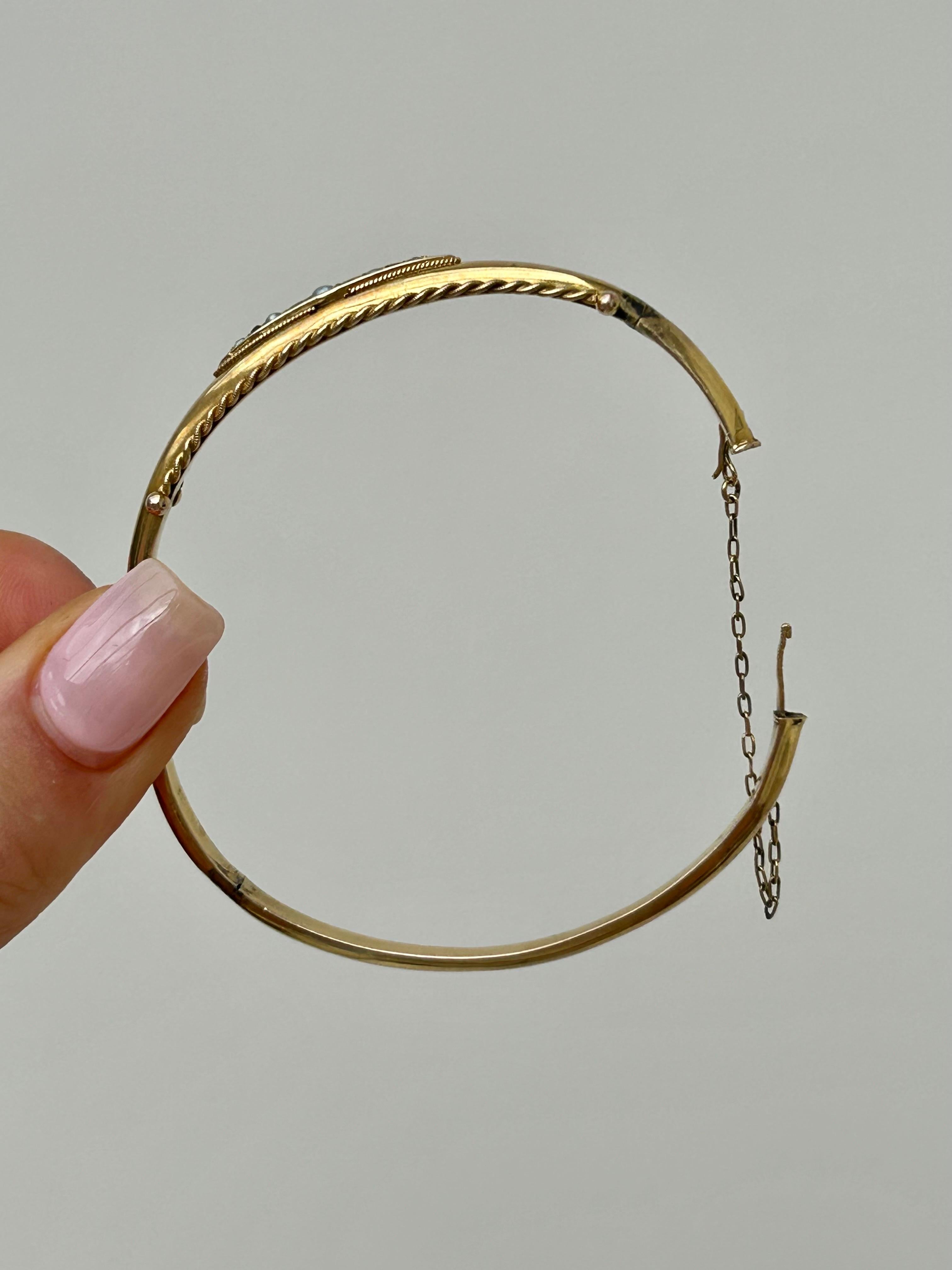 Antique C.1898 Sapphire and Pearl Bangle Bracelet in 9 Carat Yellow Gold In Good Condition For Sale In Chipping Campden, GB