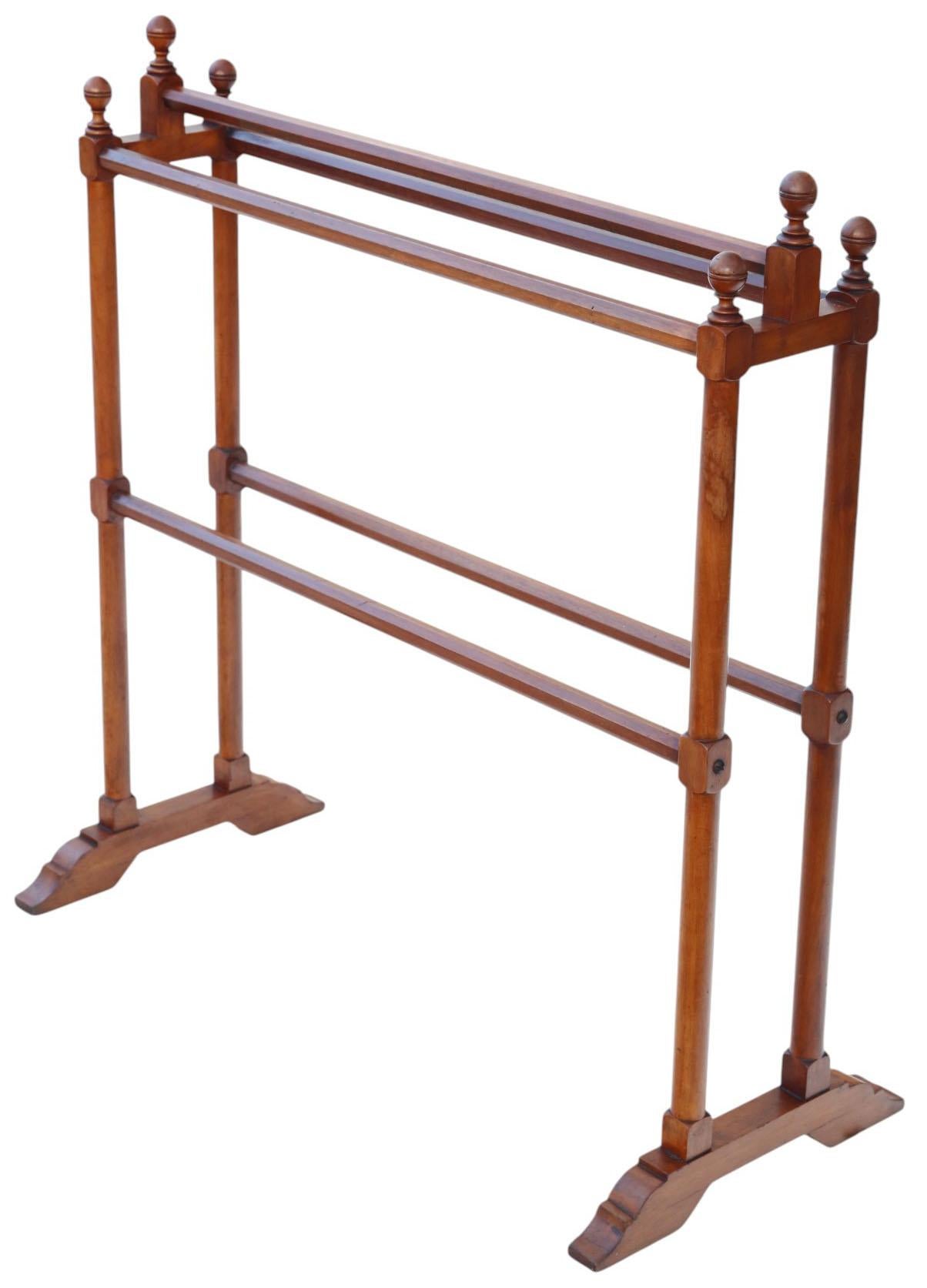 Porte-serviettes ancien en noyer de 1900 - Meubles en noyer Bon état - En vente à Wisbech, Cambridgeshire