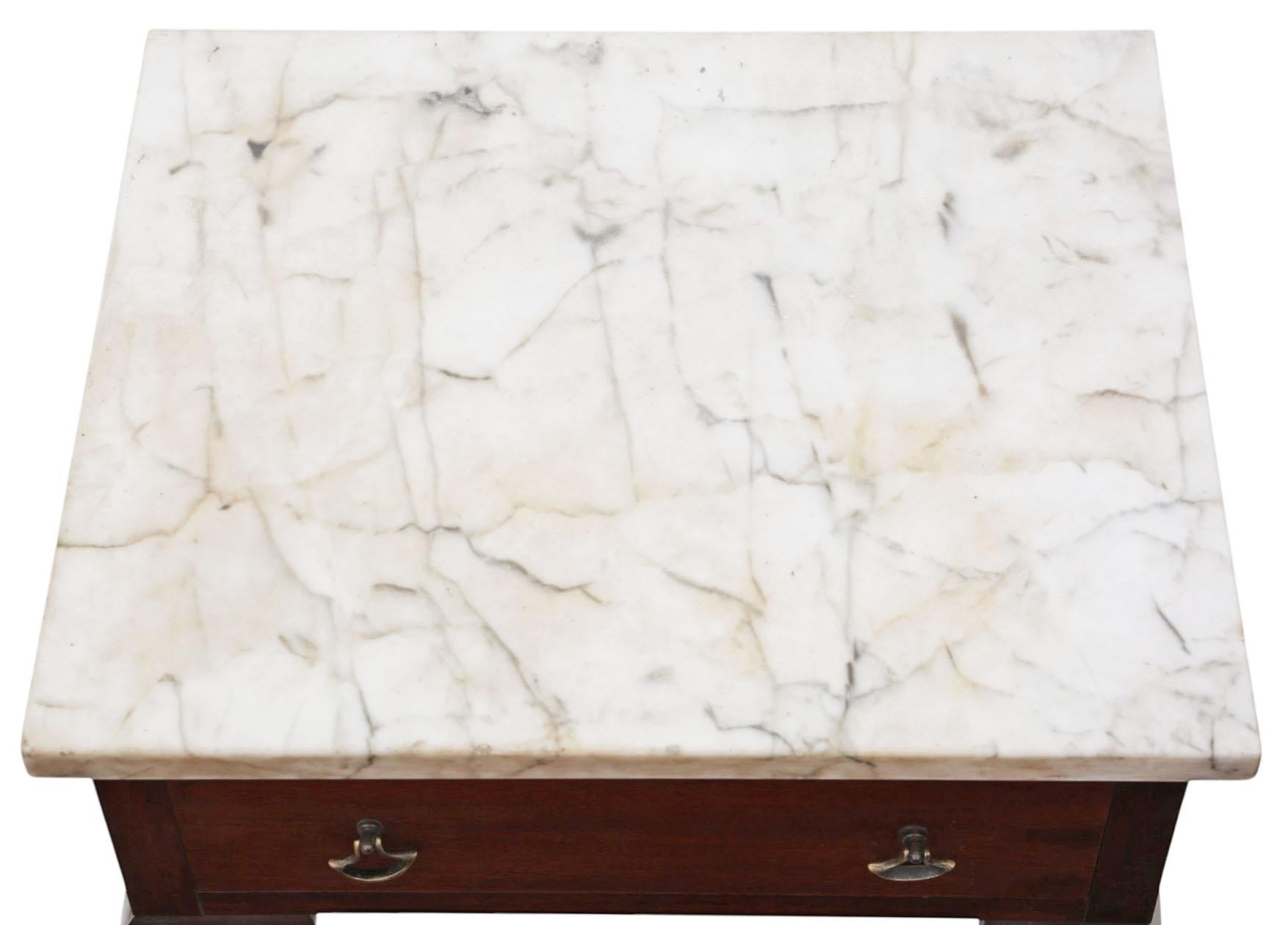 Early 20th Century Antique c.1910 Pair of Mahogany Bedside Tables Marble Tops Nightstands Lamp For Sale