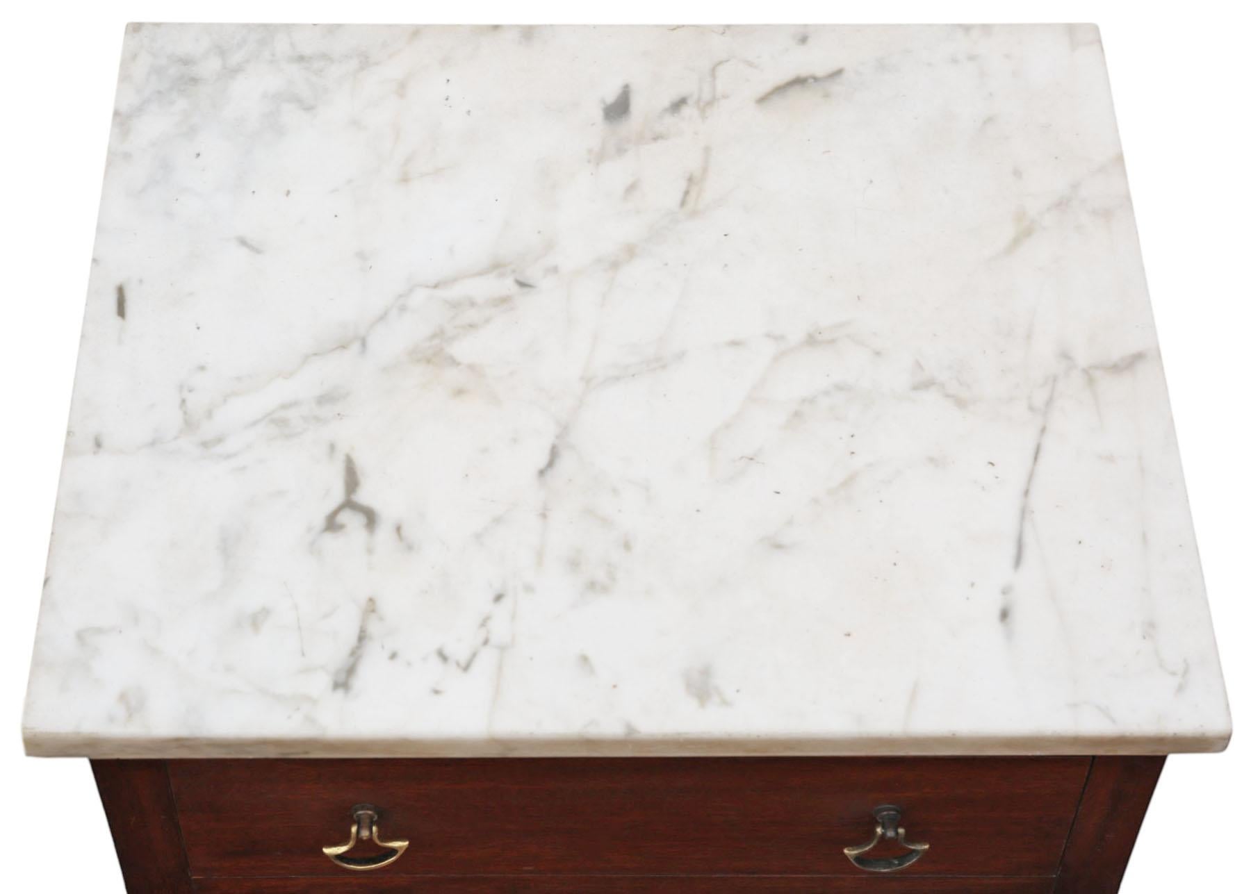 Wood Antique c.1910 Pair of Mahogany Bedside Tables Marble Tops Nightstands Lamp For Sale