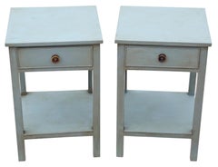 Antique c.1920 Pair of Georgian Revival Painted Lamp or Bedside Tables Quality