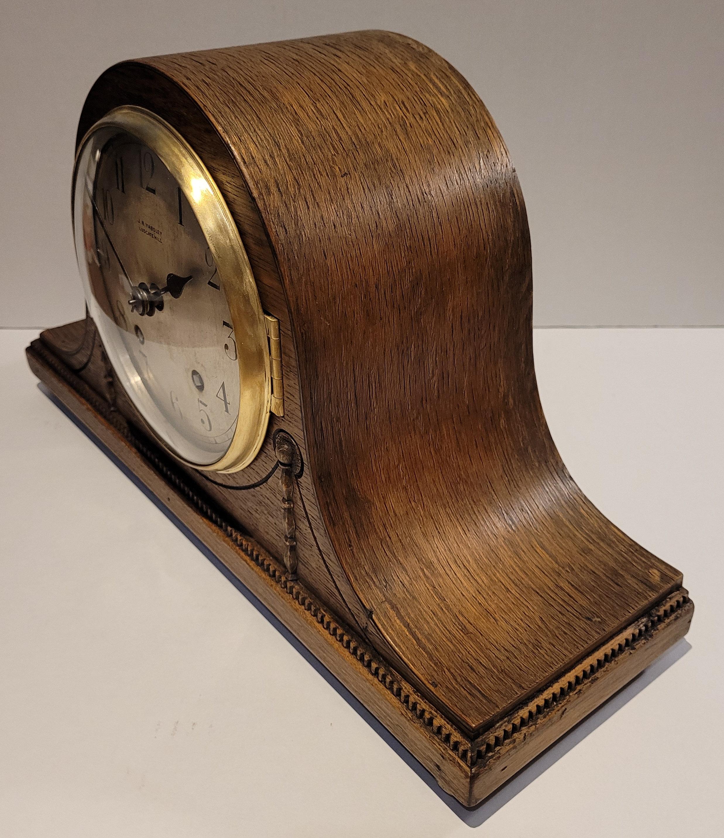 Edwardian Antique c1920’s English “Empire” Oak Cased Chiming Mantel Clock (Fully Serviced) For Sale