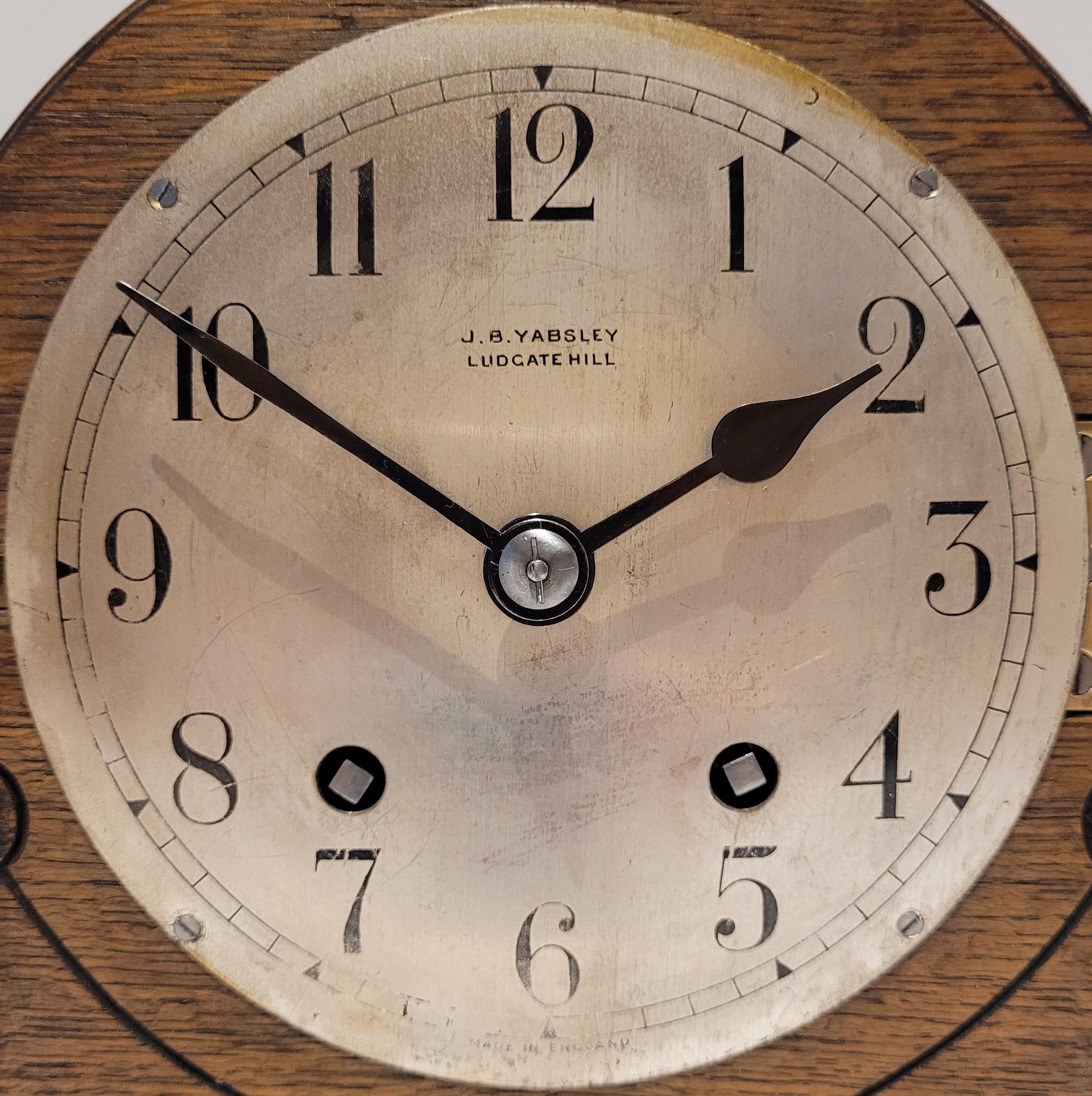 Antique c1920’s English “Empire” Oak Cased Chiming Mantel Clock (Fully Serviced) In Good Condition For Sale In Sutton-In-Ashfield, GB