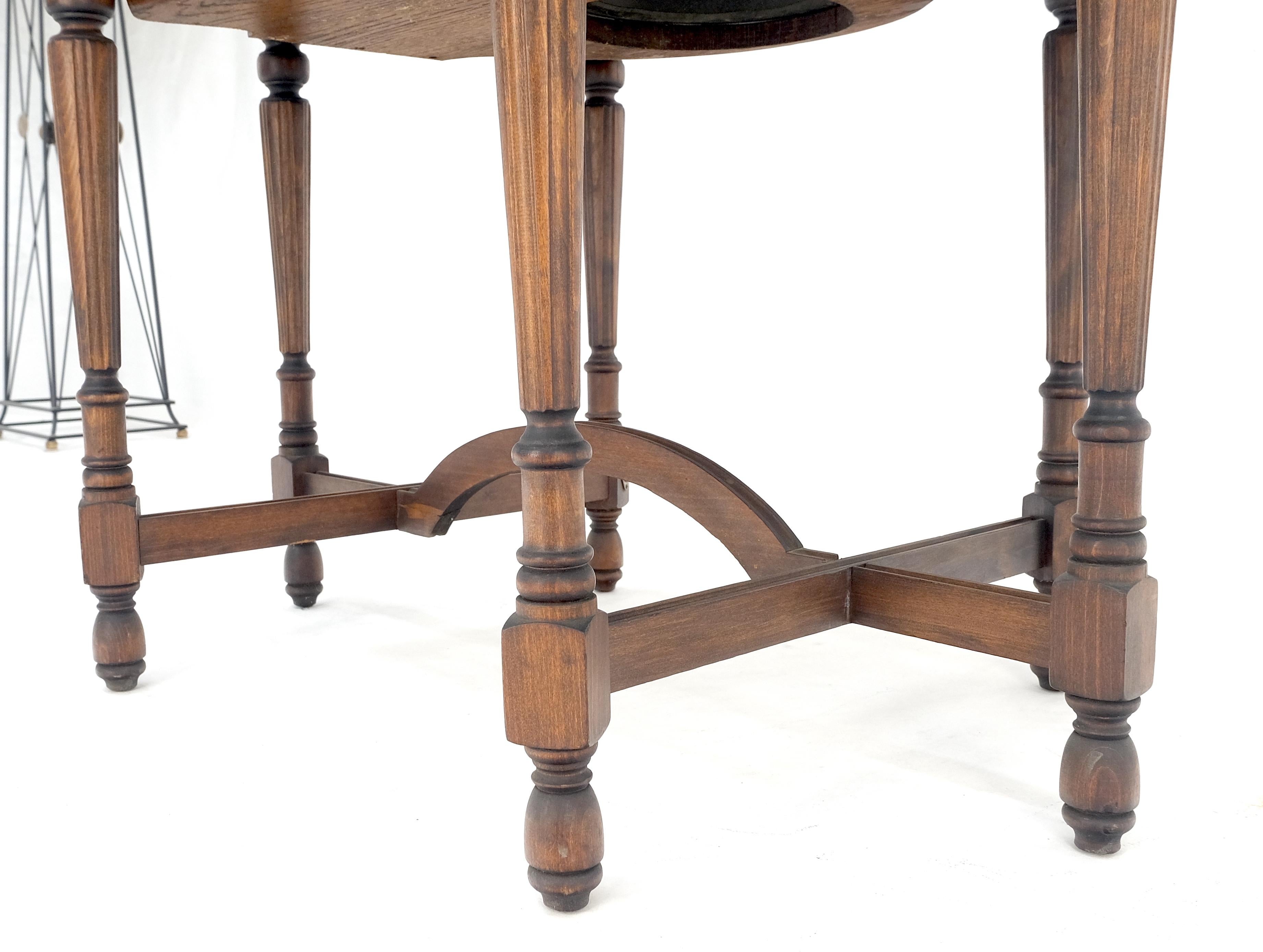 Antiquités c1920s Tube Radio Stunning American Walnut Cabinet Lift Top Table MINT en vente 8