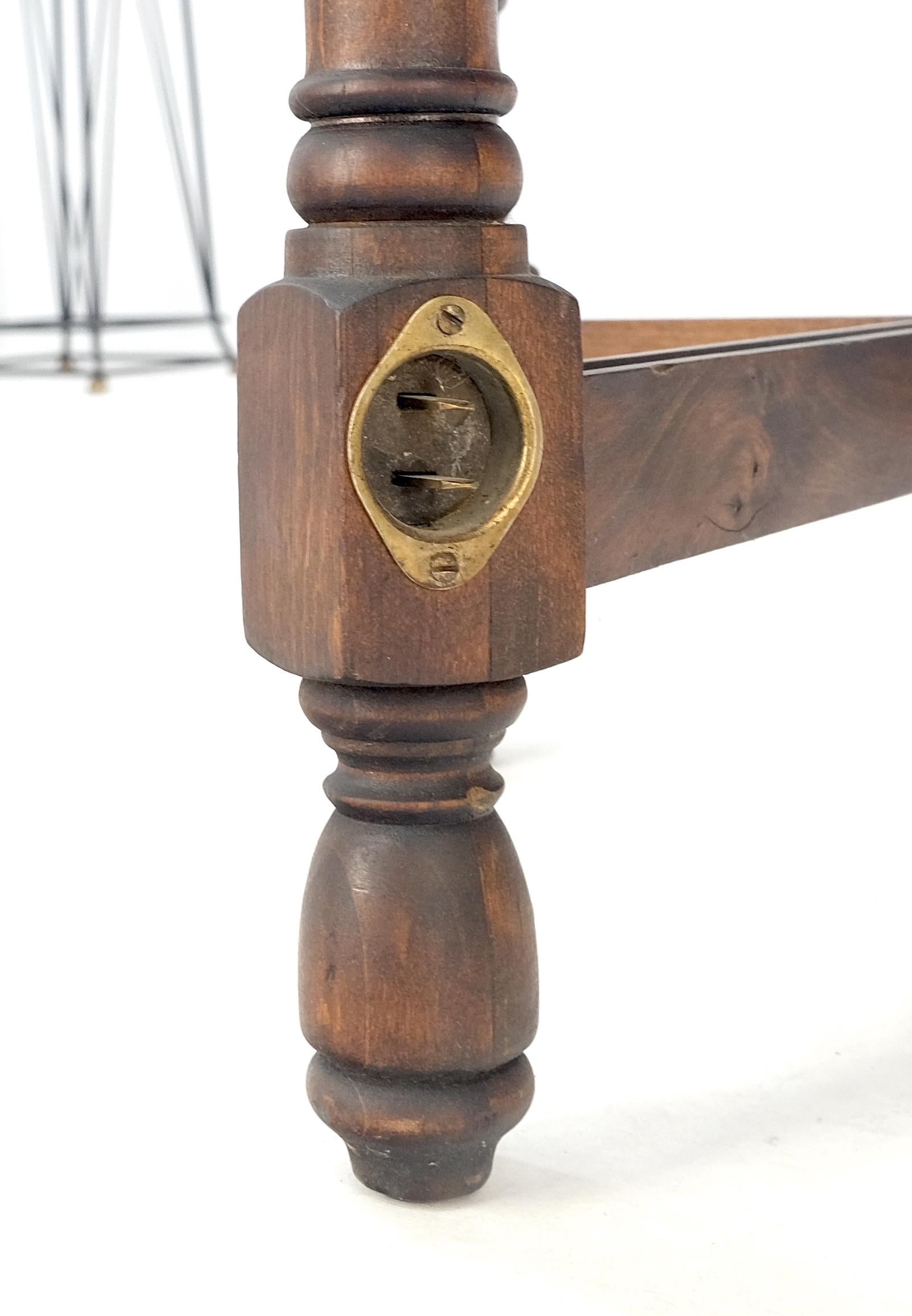 Antiquités c1920s Tube Radio Stunning American Walnut Cabinet Lift Top Table MINT en vente 9
