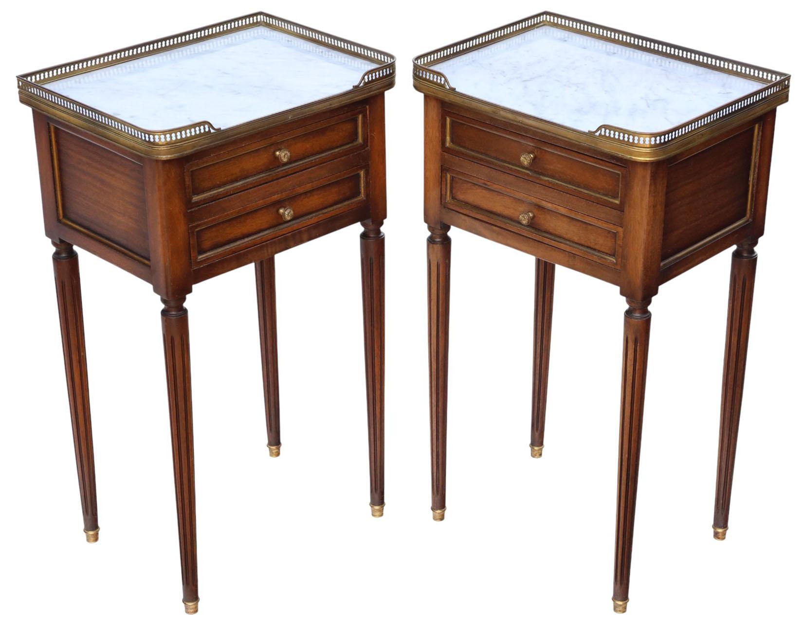 Antique c.1925 Pair of Mahogany & Marble Bedside Tables – Quality Nightstands

A rare and decorative pair of antique mahogany bedside tables, dating from 1925. Featuring elegant white marble tops with brass galleries, these nightstands offer both