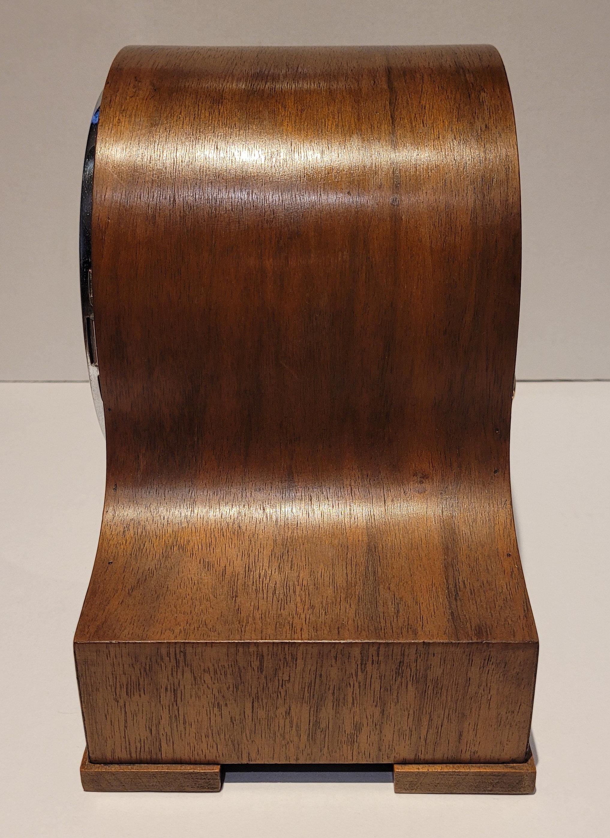 Antique c1930’s “Garrard” Walnut Art Deco Westminster Chiming Clock (Serviced) For Sale 6