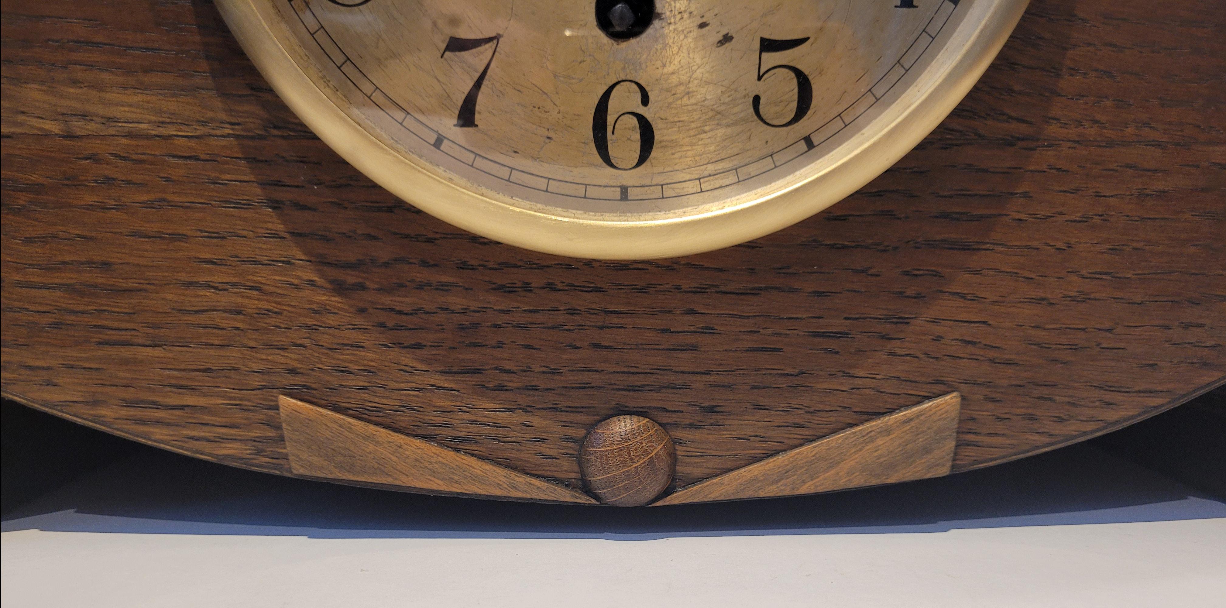 Antique c1930’s German Art Deco Oak Westminster Chiming Mantel Clock (Serviced) For Sale 2