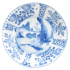 Antico Ca 1700 Cinese Porcellana Kangxi Blu e Whiting Piatto Xieyi Paesaggio