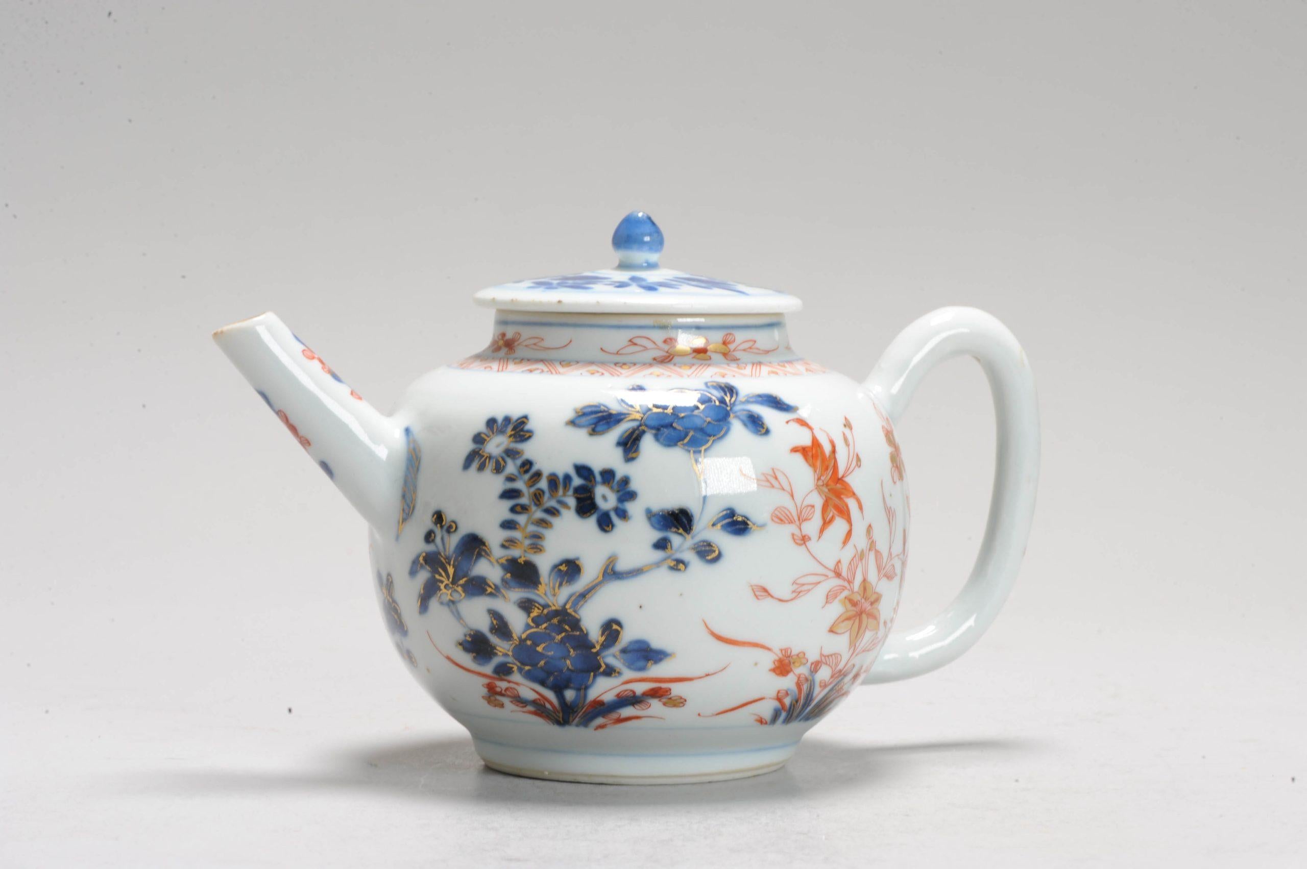 Antique Ca 1700 Chinese Porcelain Kangxi Imari Decorated Teapot For Sale 2