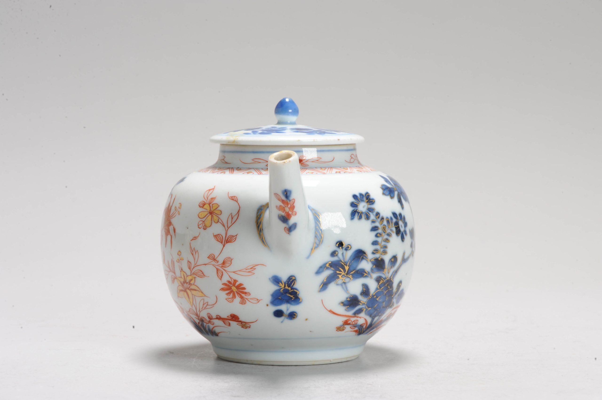 Antique Ca 1700 Chinese Porcelain Kangxi Imari Decorated Teapot For Sale 4