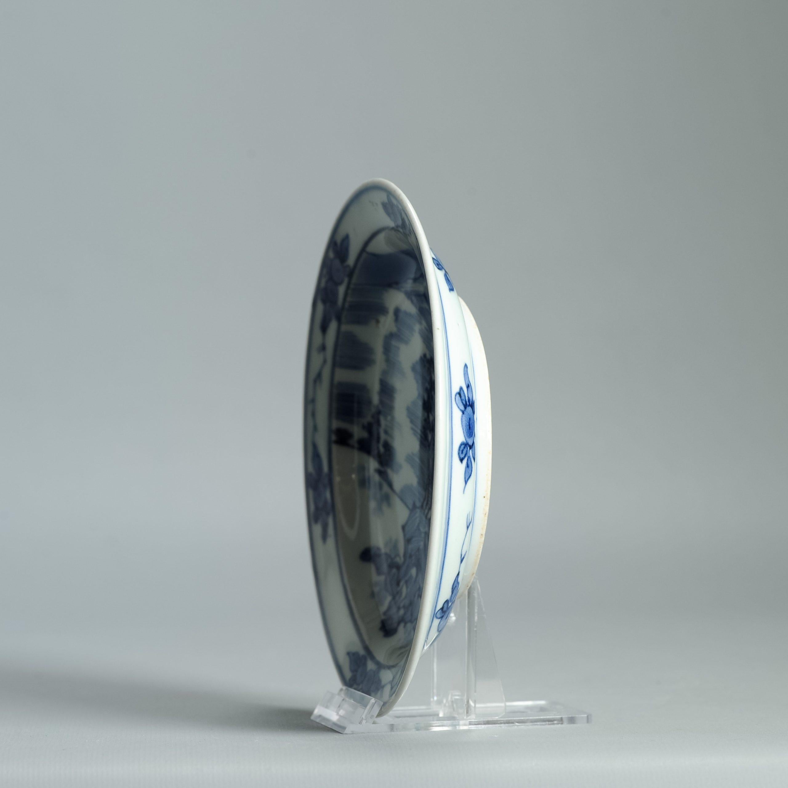 Porcellana Antico piatto giapponese Arita Master of the Rocks Shunzhi del 1700 ca Molto raro in vendita