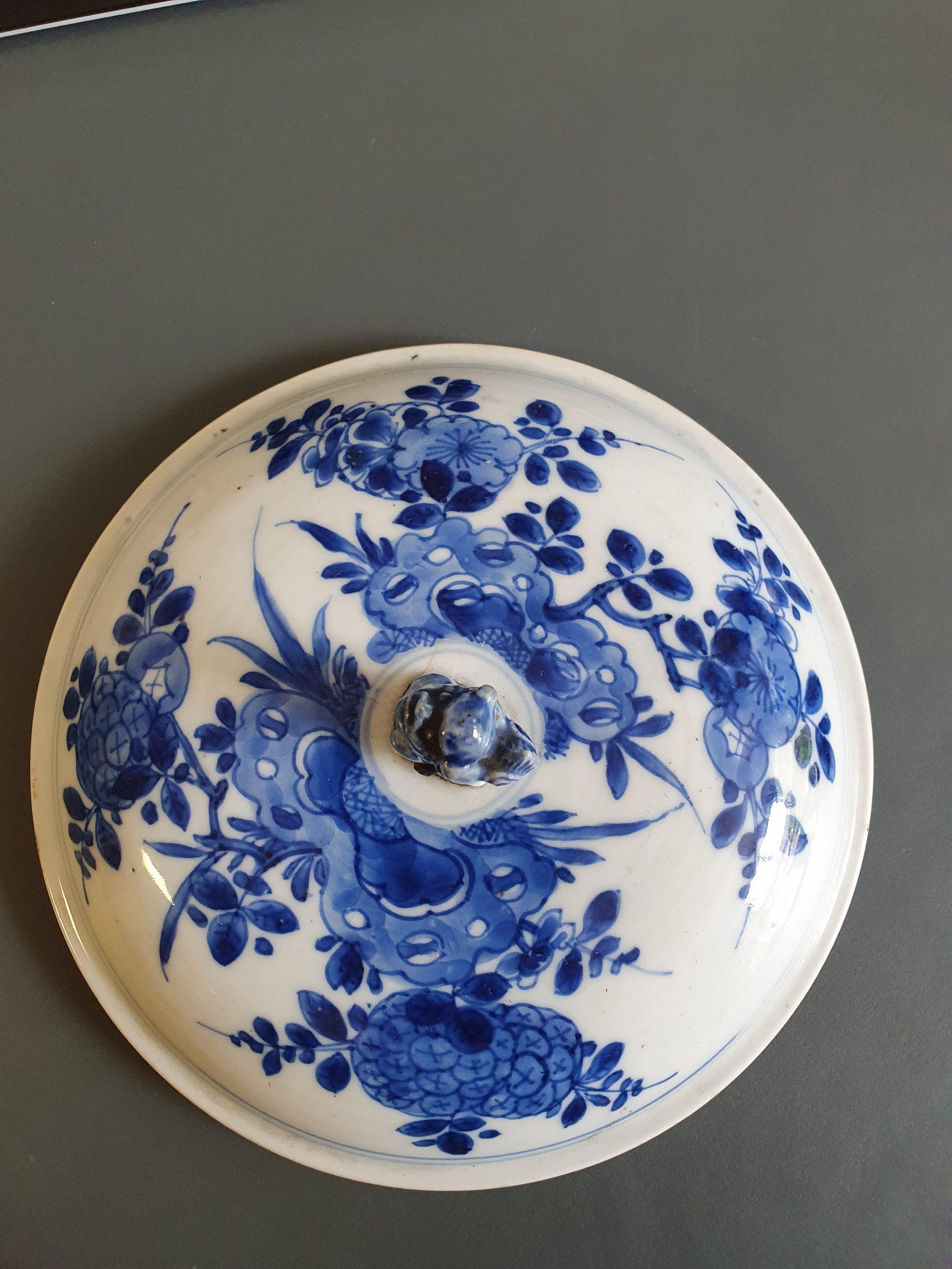 Antique circa 1700 Kangxi Cobalt Blue Tureen Chinese Porcelain China Top Qu 6