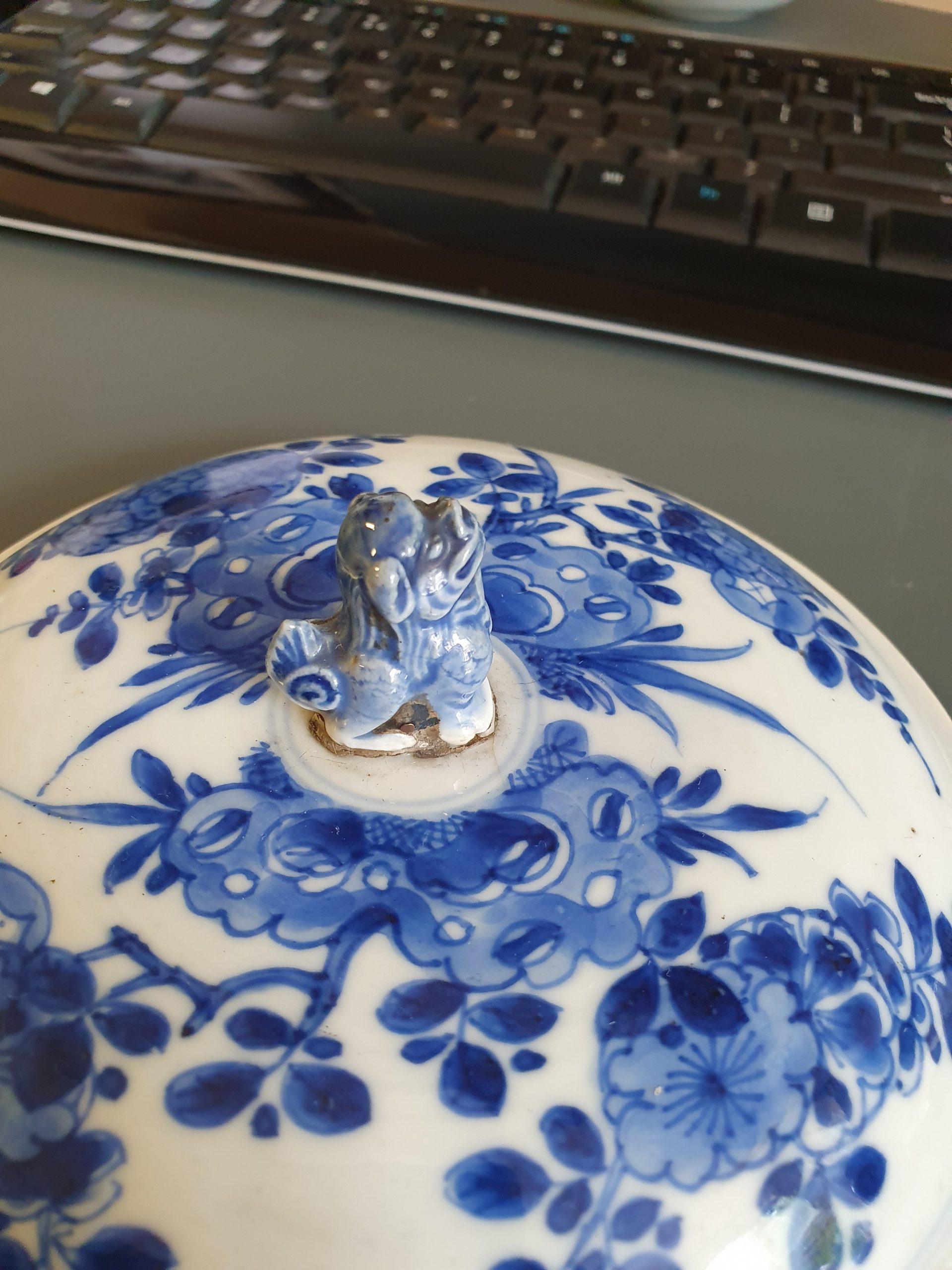 Antique circa 1700 Kangxi Cobalt Blue Tureen Chinese Porcelain China Top Qu 8