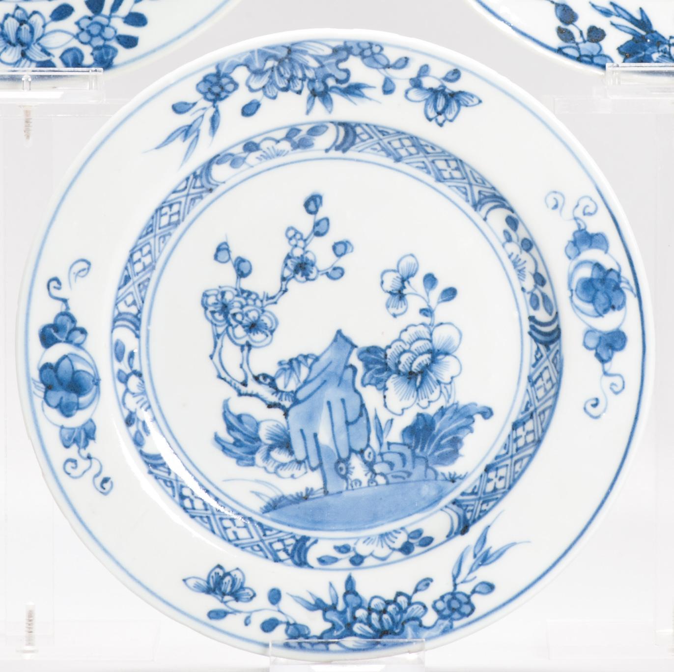 Antiguo Ca 1720 Dinastía Qing Porcelana china Platos de gachas Azul Blanco en venta 2