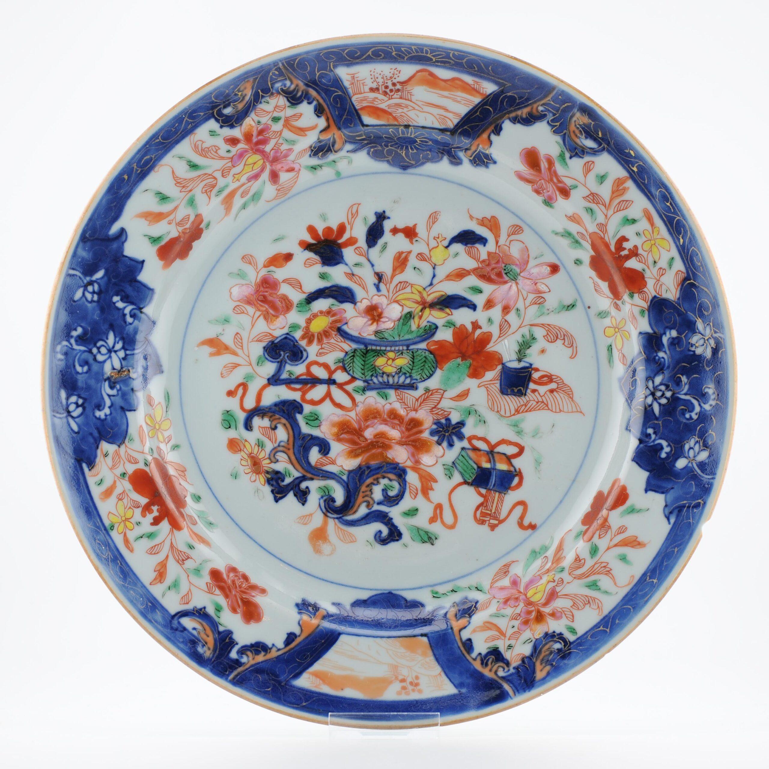 Sharing with you this very nicely decorated plate. What you see is a Jingdezhen made porcelain dish from around 1720-1730. Later decorated with a Rare type of decoration in Red, Green and Pink in Europe.

Condition
1 chip with line from rim. Size: