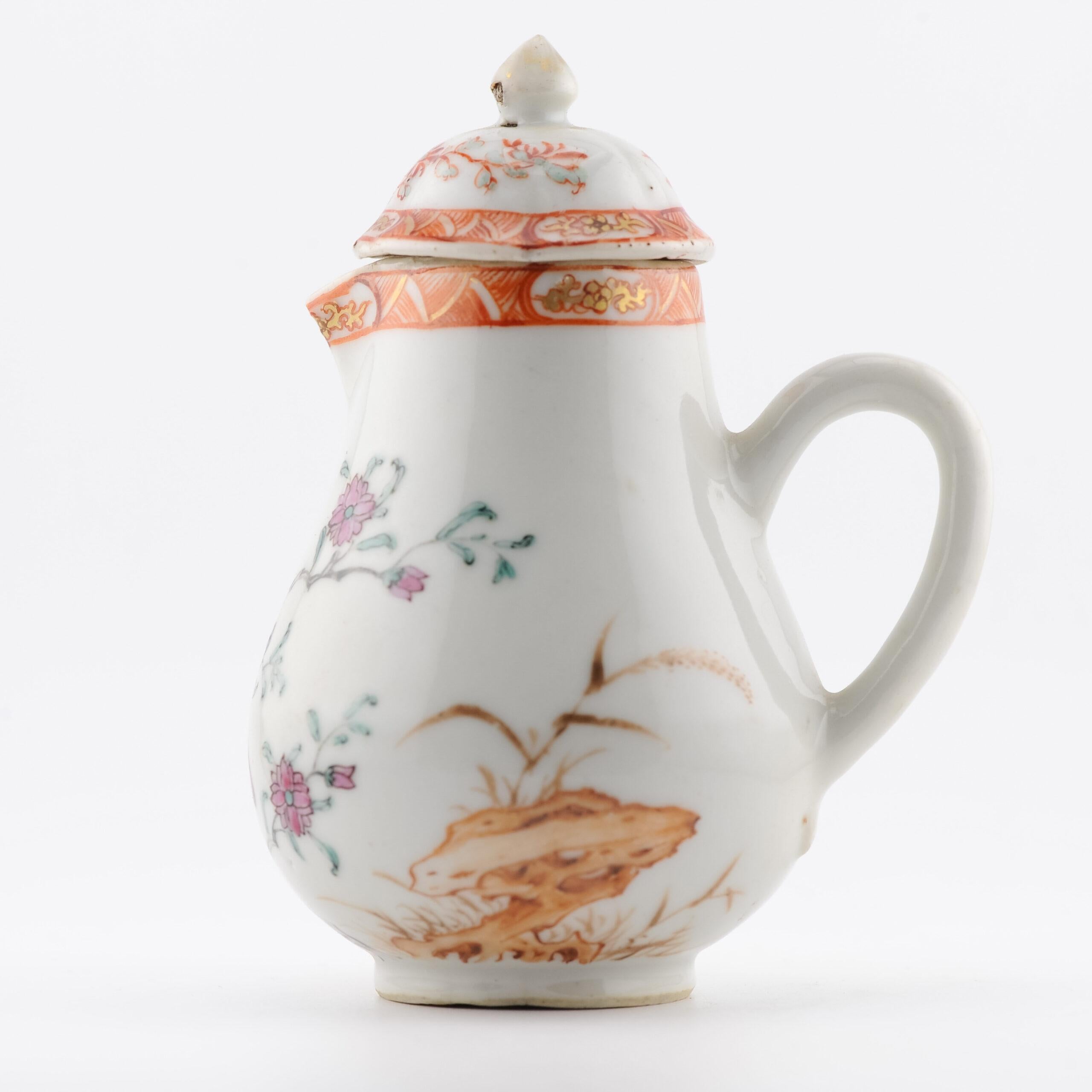 Crémier chinois ancien Qianlong datant d'environ 1740-1750 en vente 4