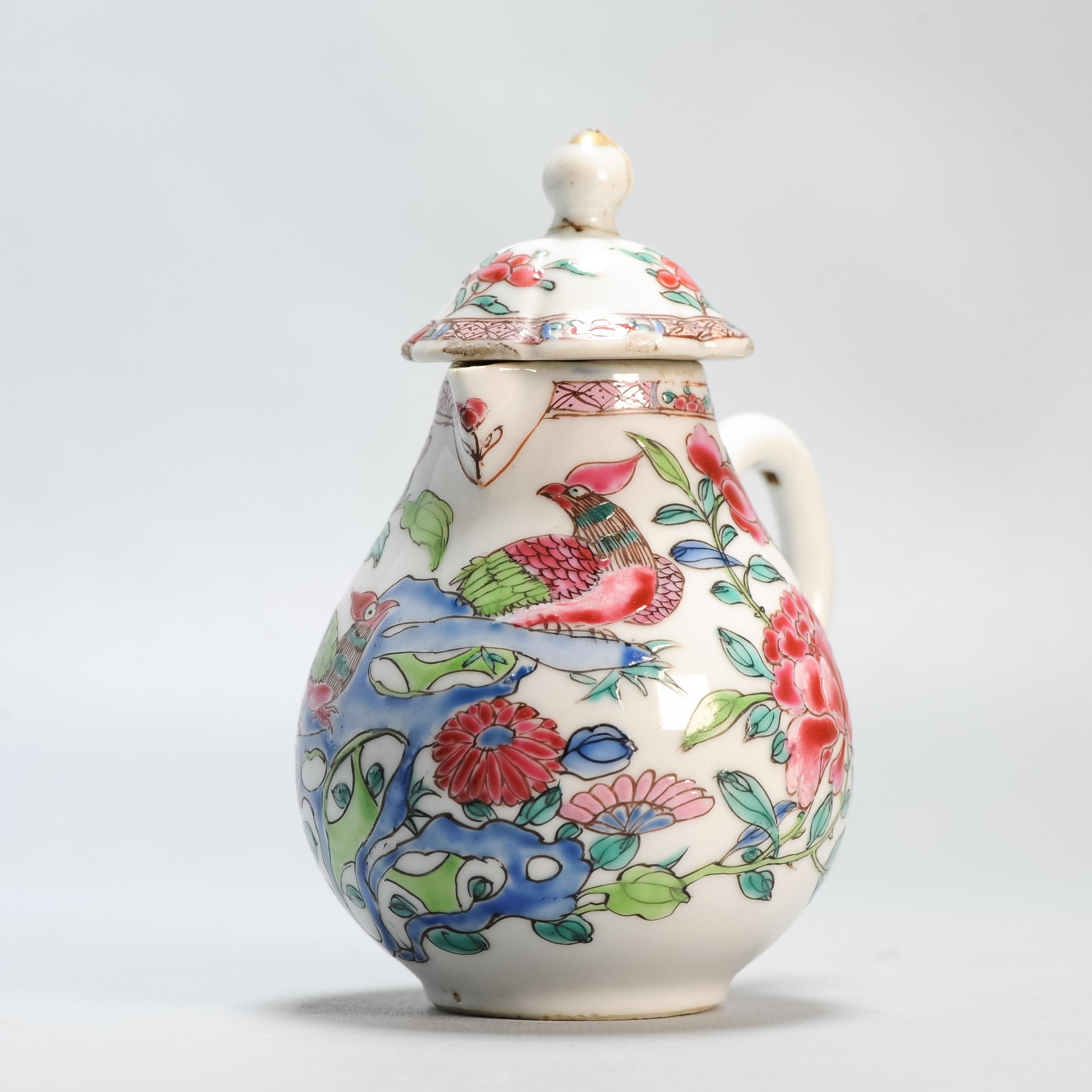 A very nicely decorated creamer/jug. Yongzheng / Qianlong period. Great decoration in Famille Rose / Fencai 

Condition
Lid with restuck knot and also some damage to knot. Rim lid with fritting. Creamer with circular line to handle only. Size: 12CM