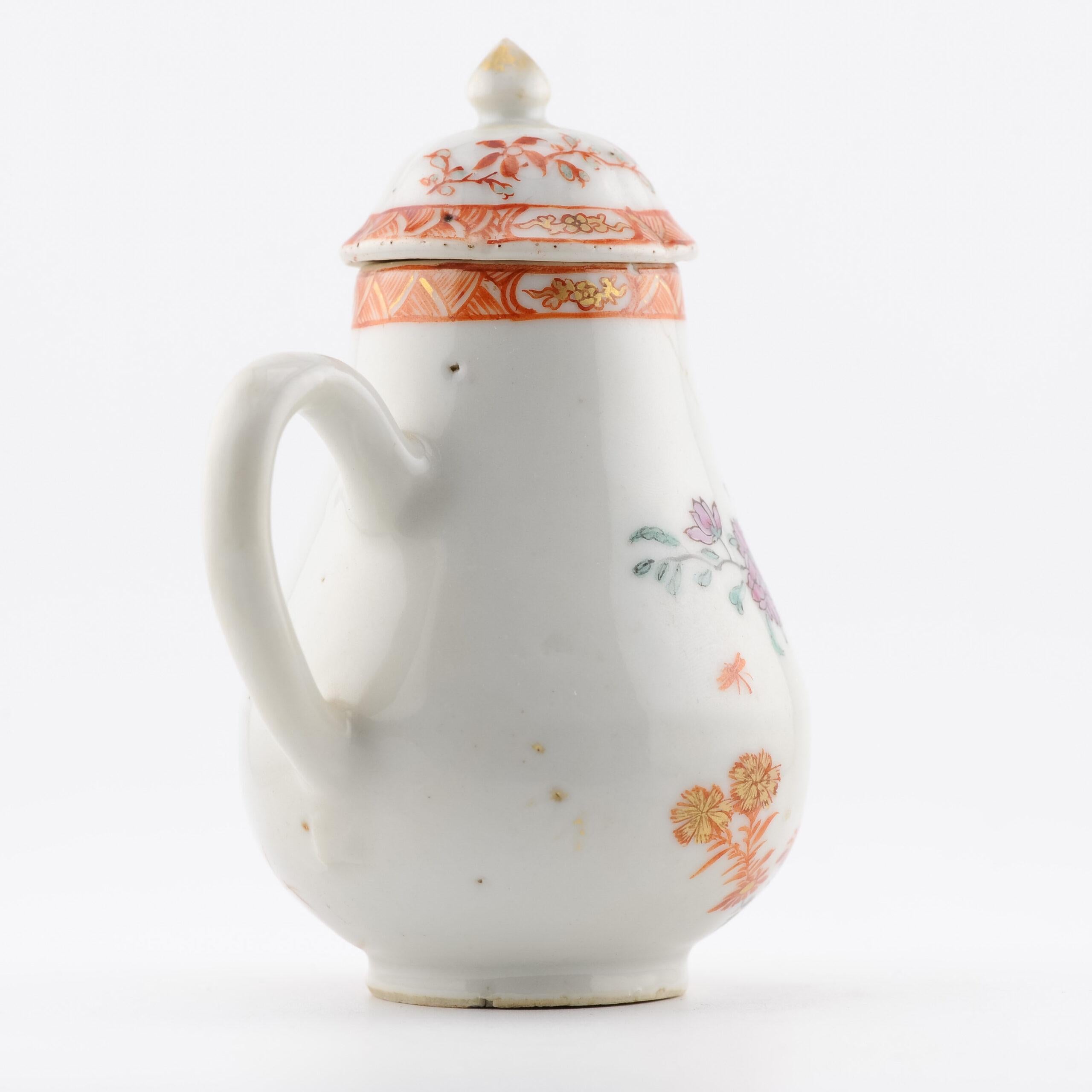 Porcelaine Crémier chinois ancien Qianlong datant d'environ 1740-1750 en vente