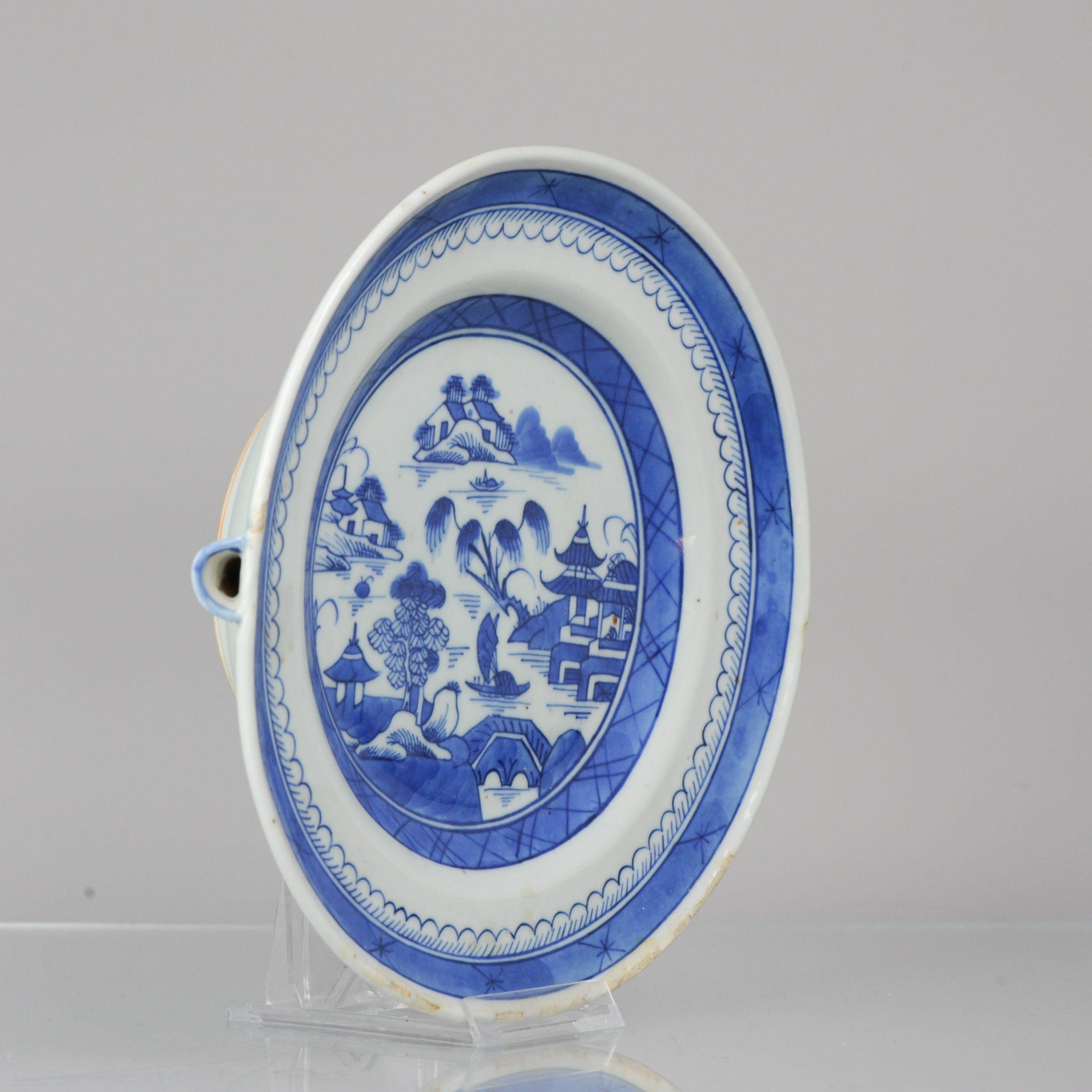 Antique ca 1800 Chinese Porcelain Blue White Jiaqing Hot Water Plate