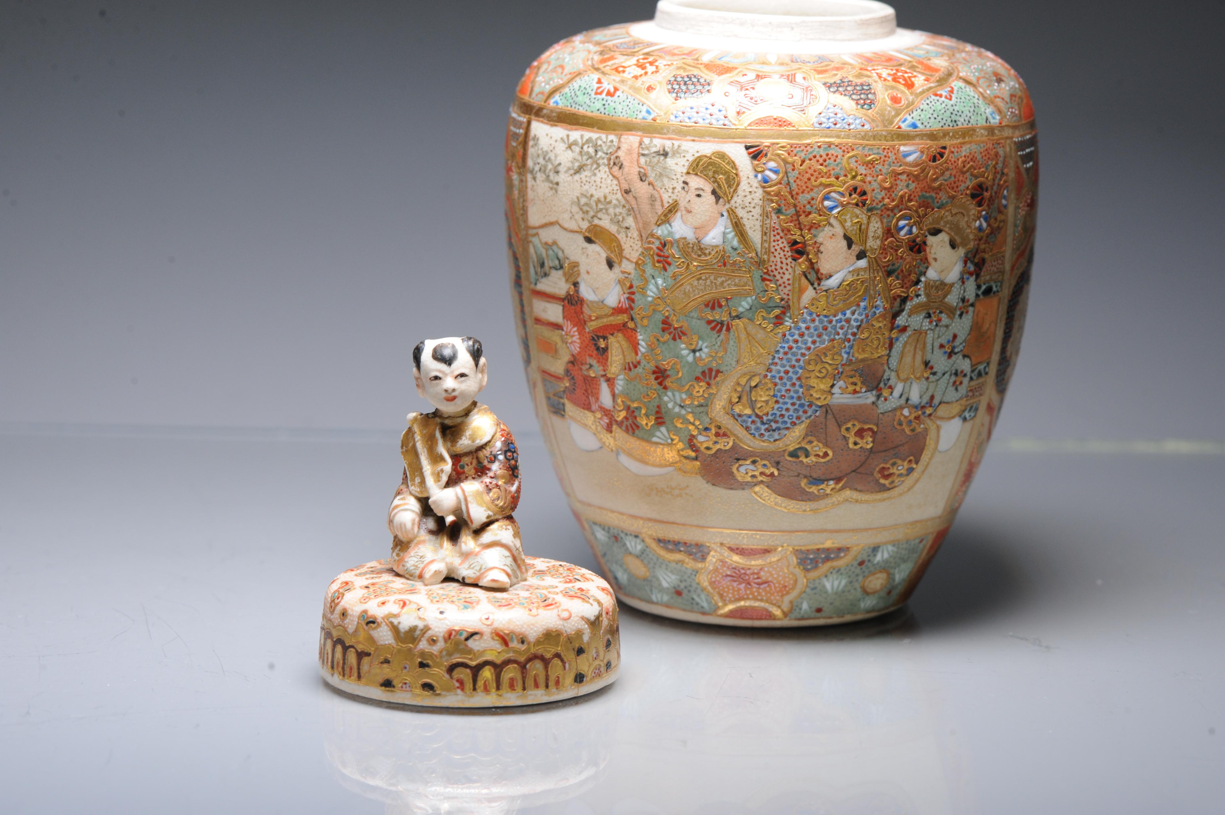 Antique Ca 1900 Japanese Satsuma Jar with Figures Richly Decorated Unmarked For Sale 3