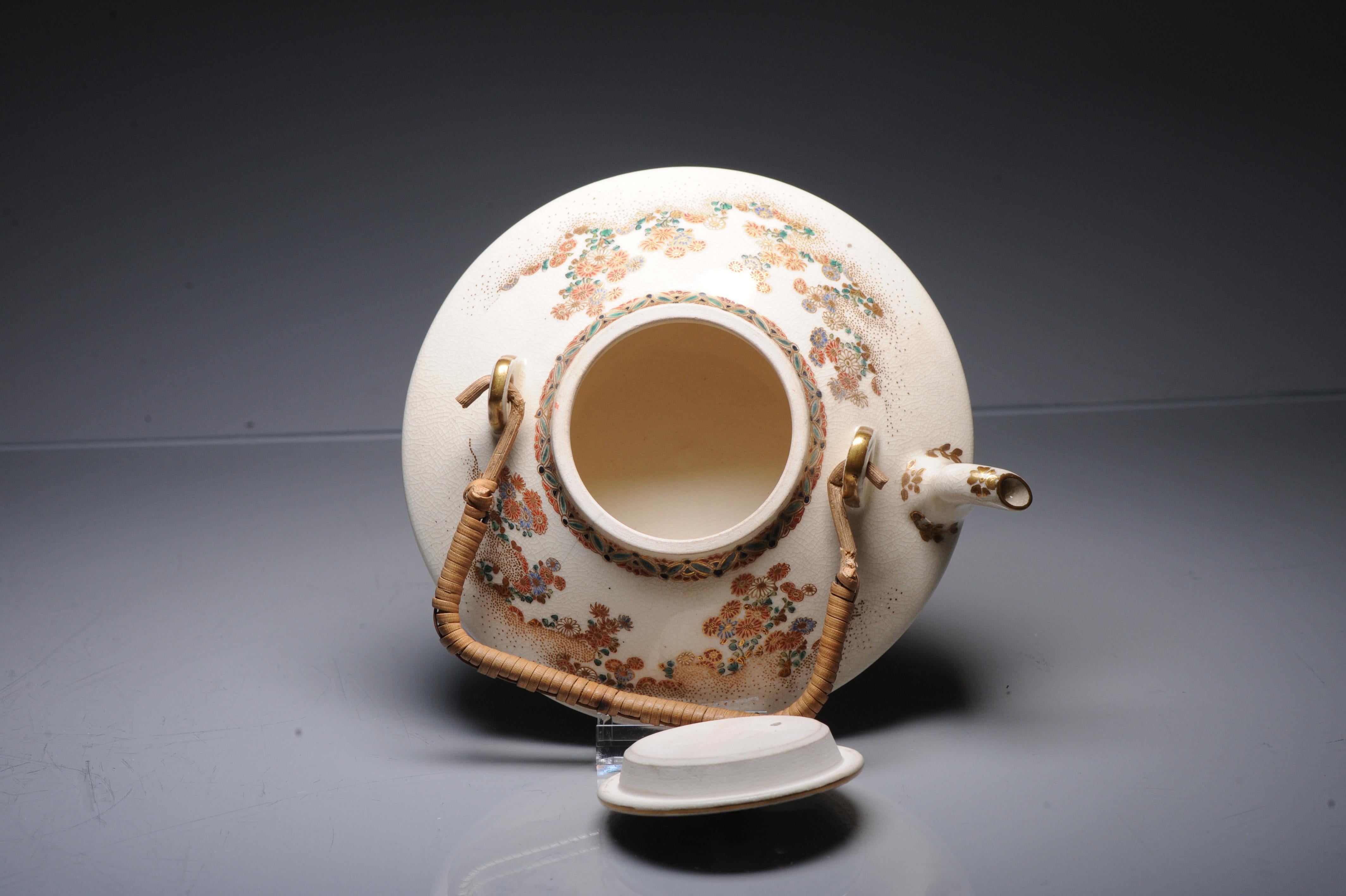 Antique ca 1900 Japanese Satsuma Taizan Teapot Richly Decorated Marked For Sale 11
