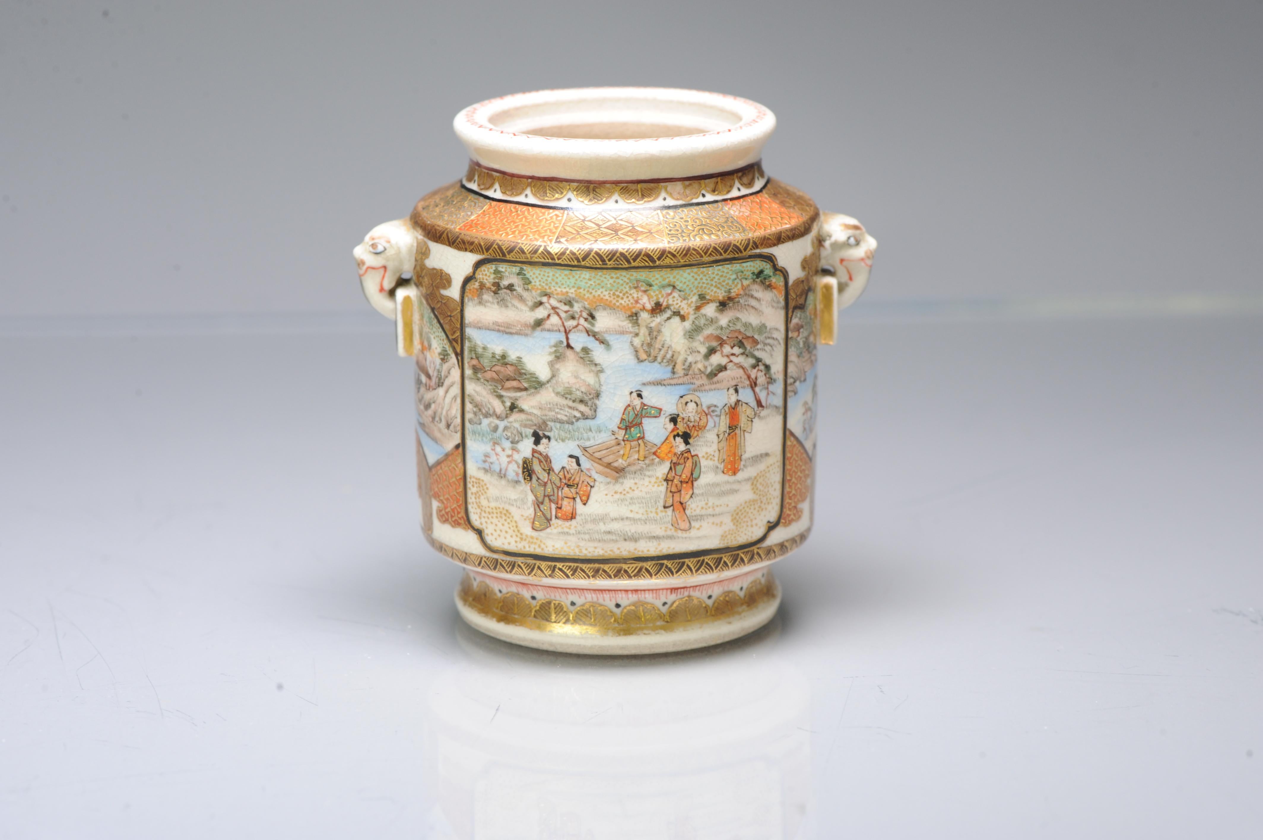 Ancienne jarre japonaise de qualité supérieure Satsuma datant d'environ 1900, richement décorée, non marquée en vente 11