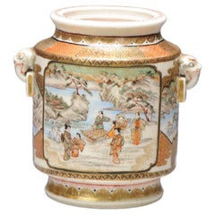 Ancienne jarre japonaise de qualité supérieure Satsuma datant d'environ 1900, richement décorée, non marquée