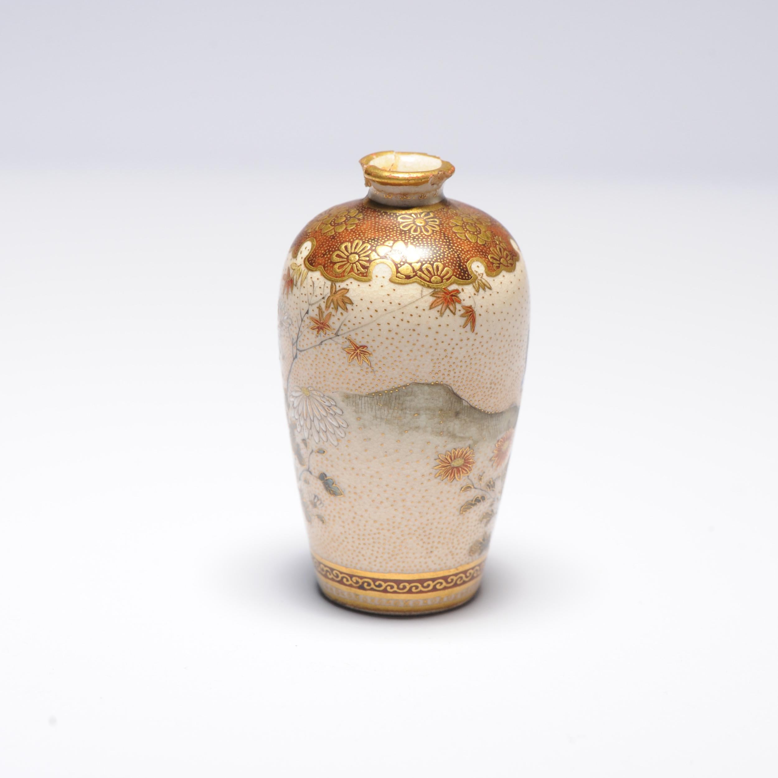 Antique ca 1900 Japanese Satsuma Top Quality Mini Vase Richly Decorated In Fair Condition For Sale In Amsterdam, Noord Holland