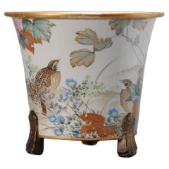 Antiquité circa 1900 Période Jardiniere en porcelaine japonaise Japon Cailles Fleurs