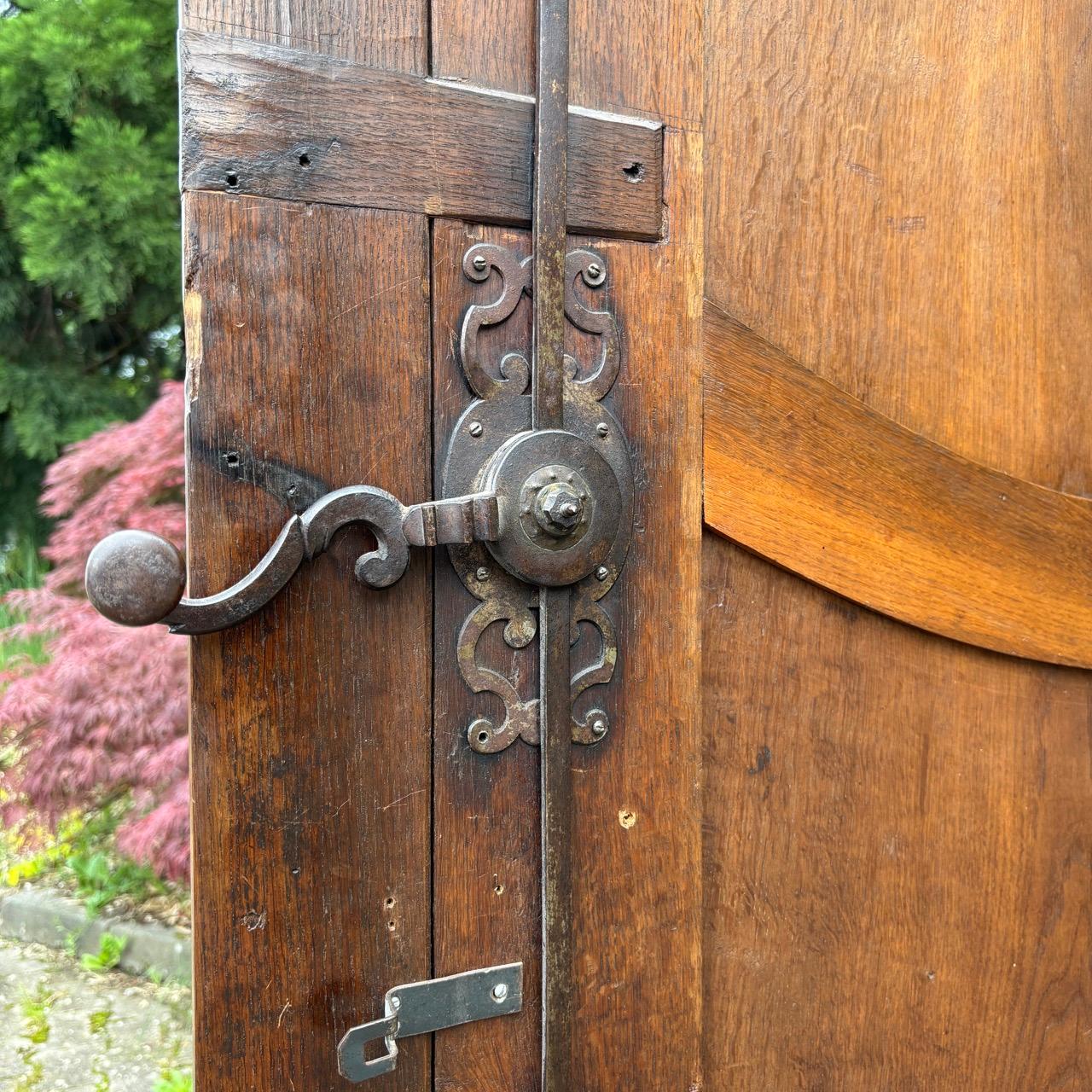 Antique cabinet  Baroque  France around 1700  Unique lock & key For Sale 5