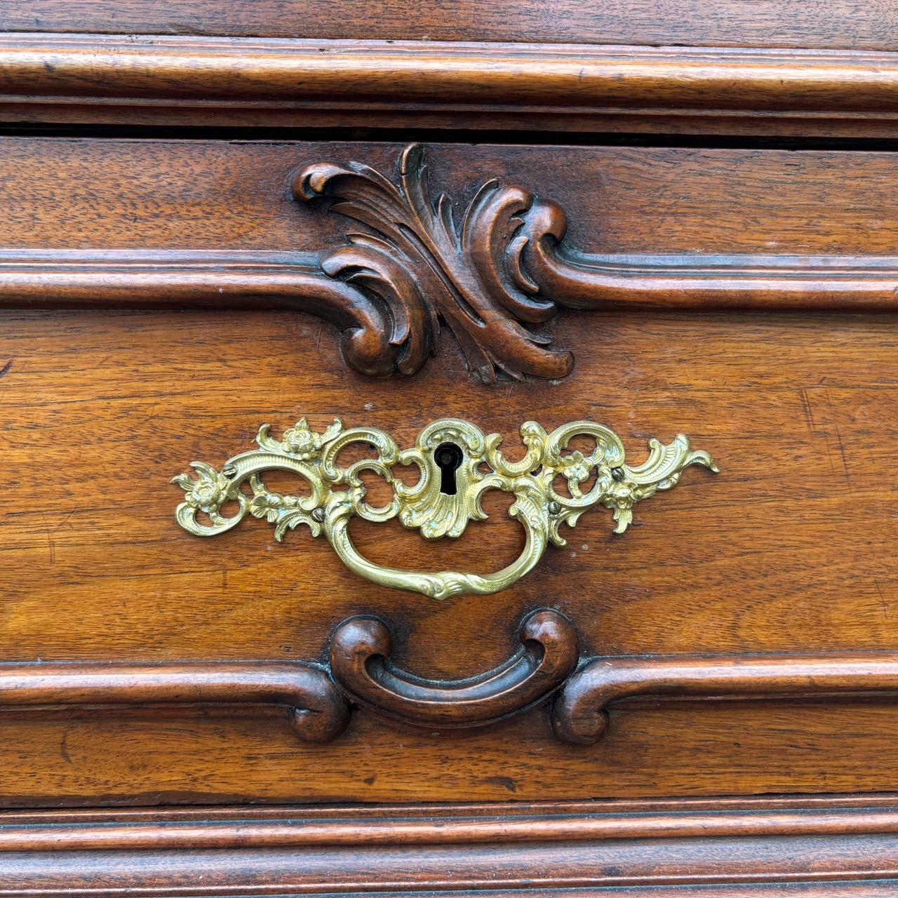 Armadio antico  Berlino, 1856  Noce e Oak  Condizioni ottimali 6