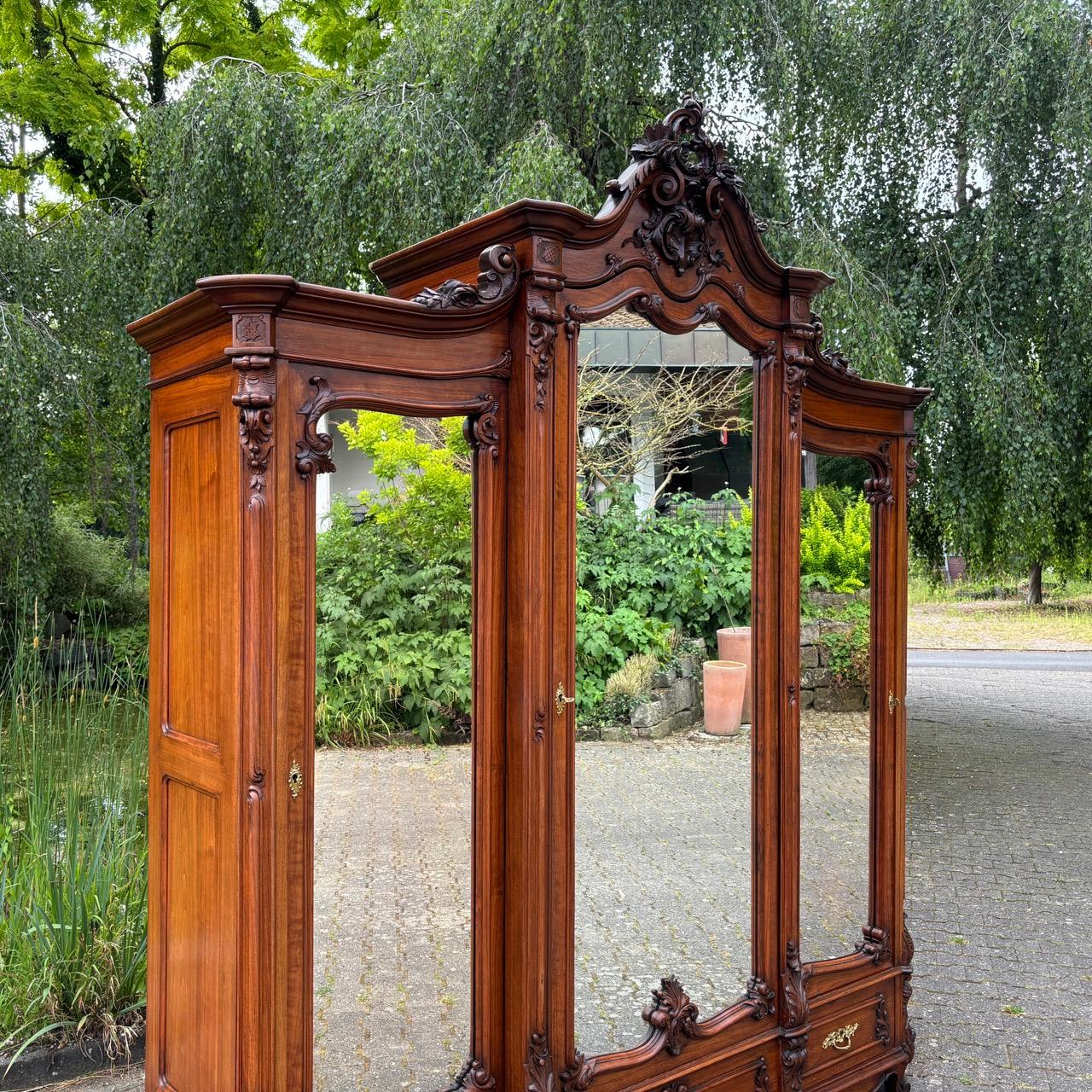 Barocco Armadio antico  Berlino, 1856  Noce e Oak  Condizioni ottimali