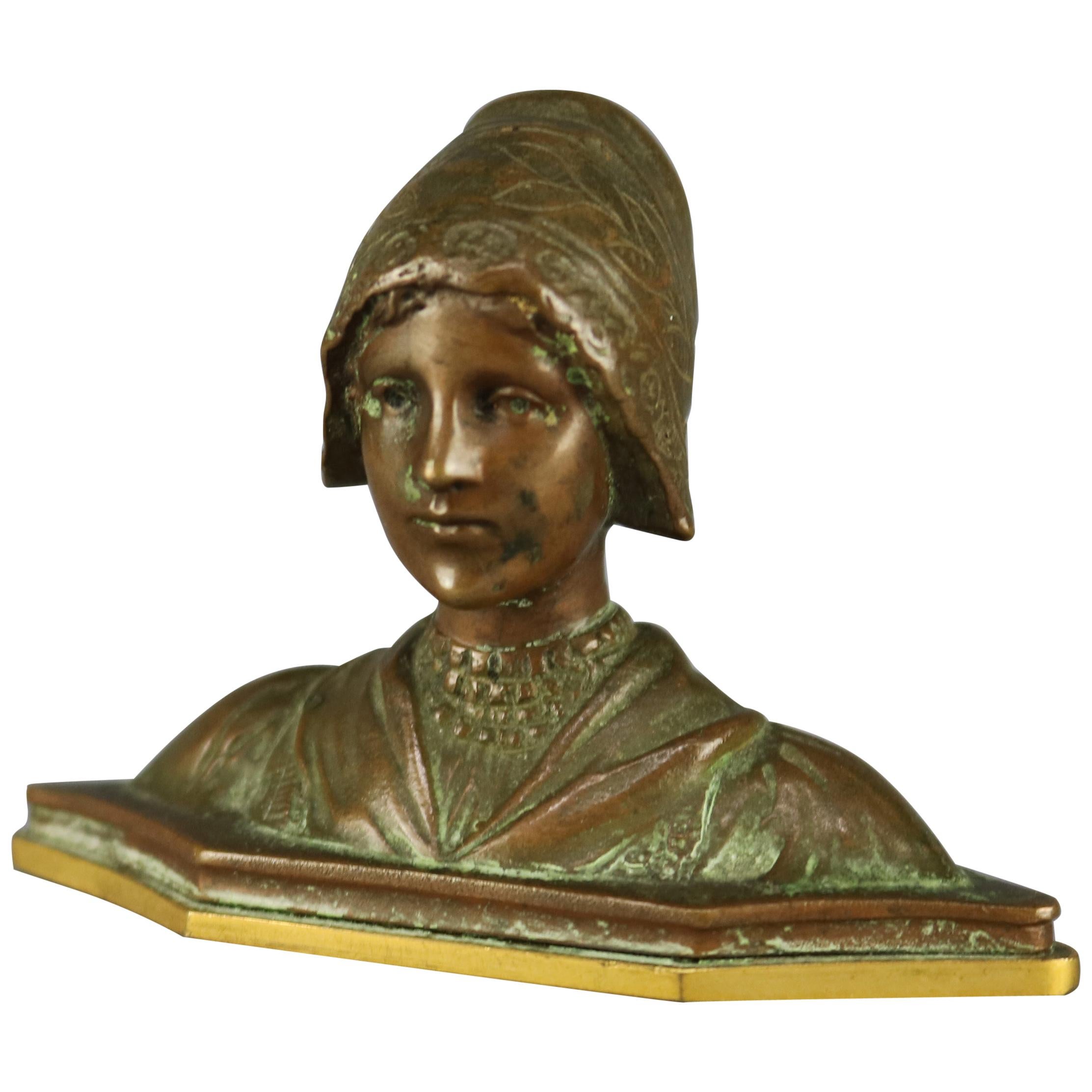 Antique Cabinet Bronze Bust Portrait Bust Sculpture of Woman, circa 1900