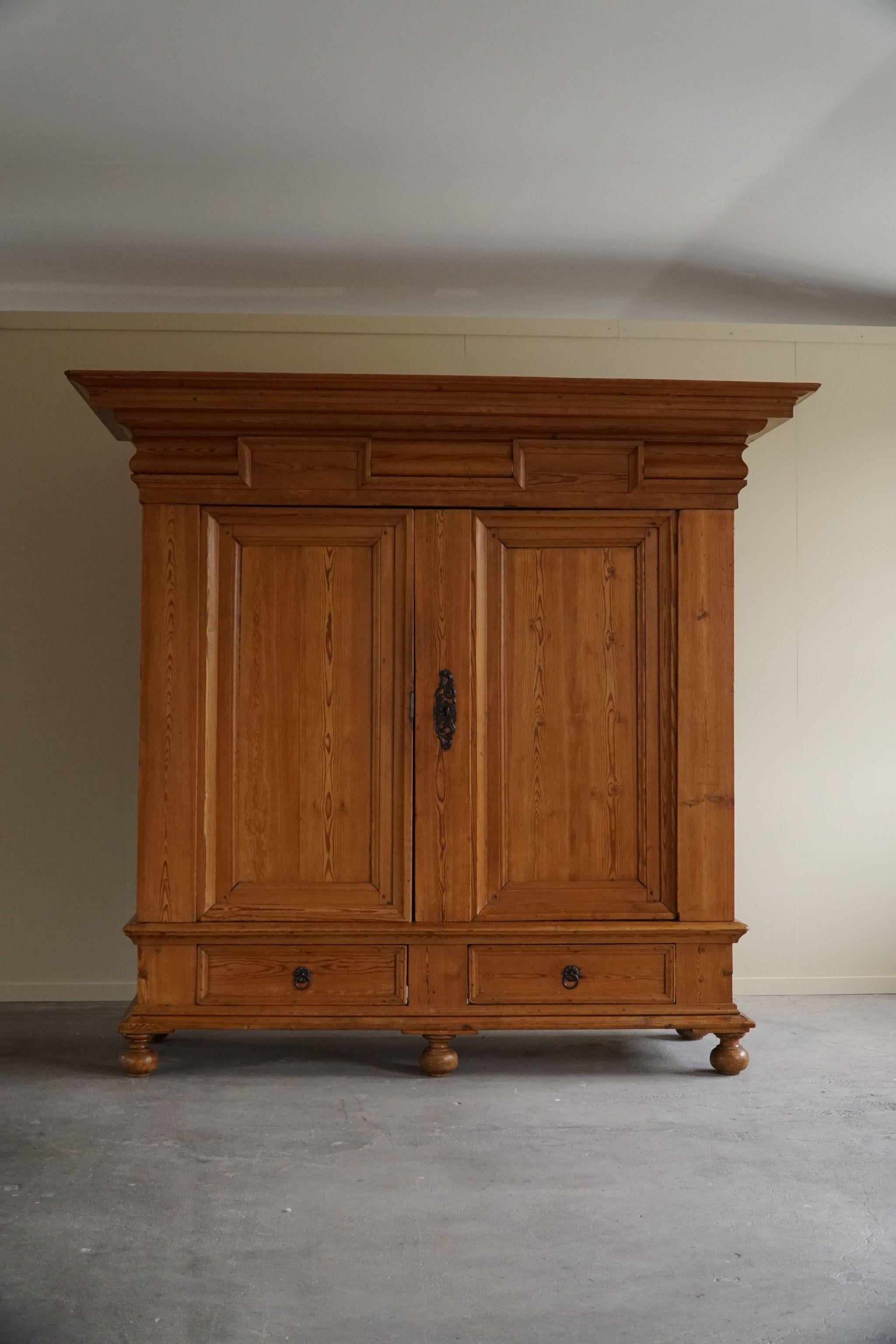 Extraordinary cabinet in solid pine. Made by Danish cabinetmaker Chr. A. Nielsen in 1770 for Hotel Prindsen, Roskilde(label inside). Such great quality, details and craftmanship in this cabinet. Hotel Prindsen dates back to 1695 and was privileged