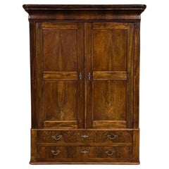 Meuble ancien  Louis Philippe vers 1830  Noyer