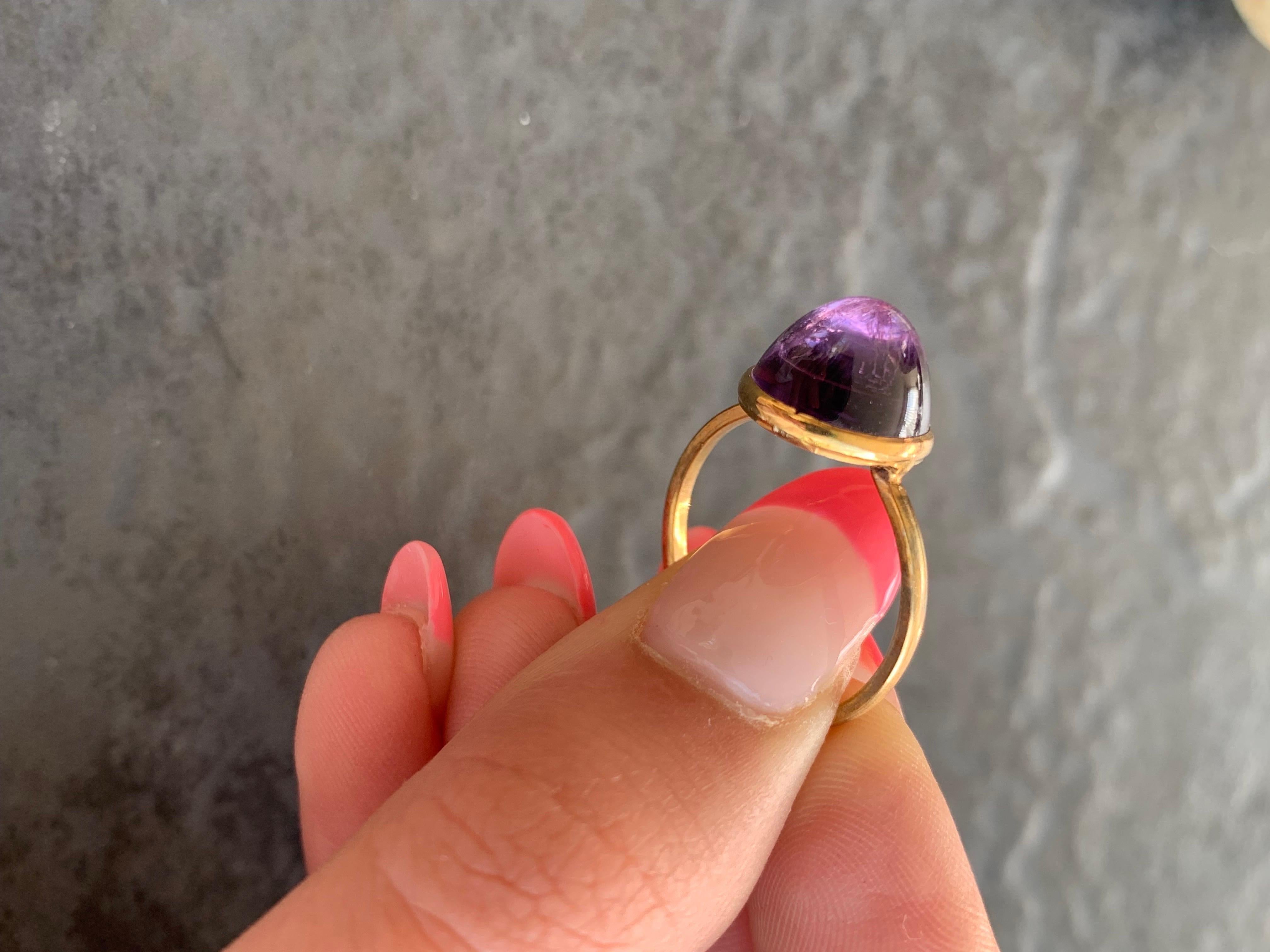 Antique Cabochon Amethyst Cocktail Ring in 9ct Yellow Gold 2