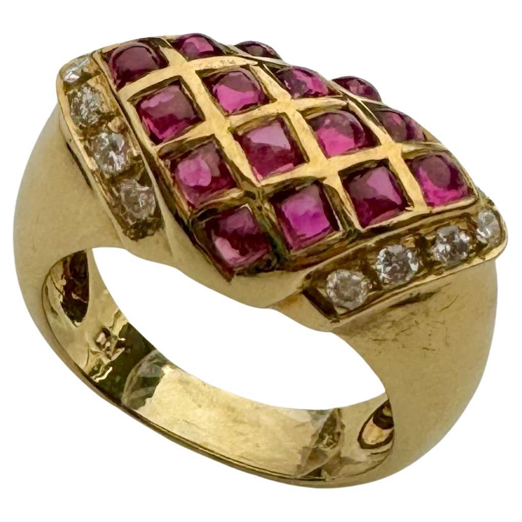 Antique Cabochon Ruby and Diamonds Yellow Gold Ring For Sale