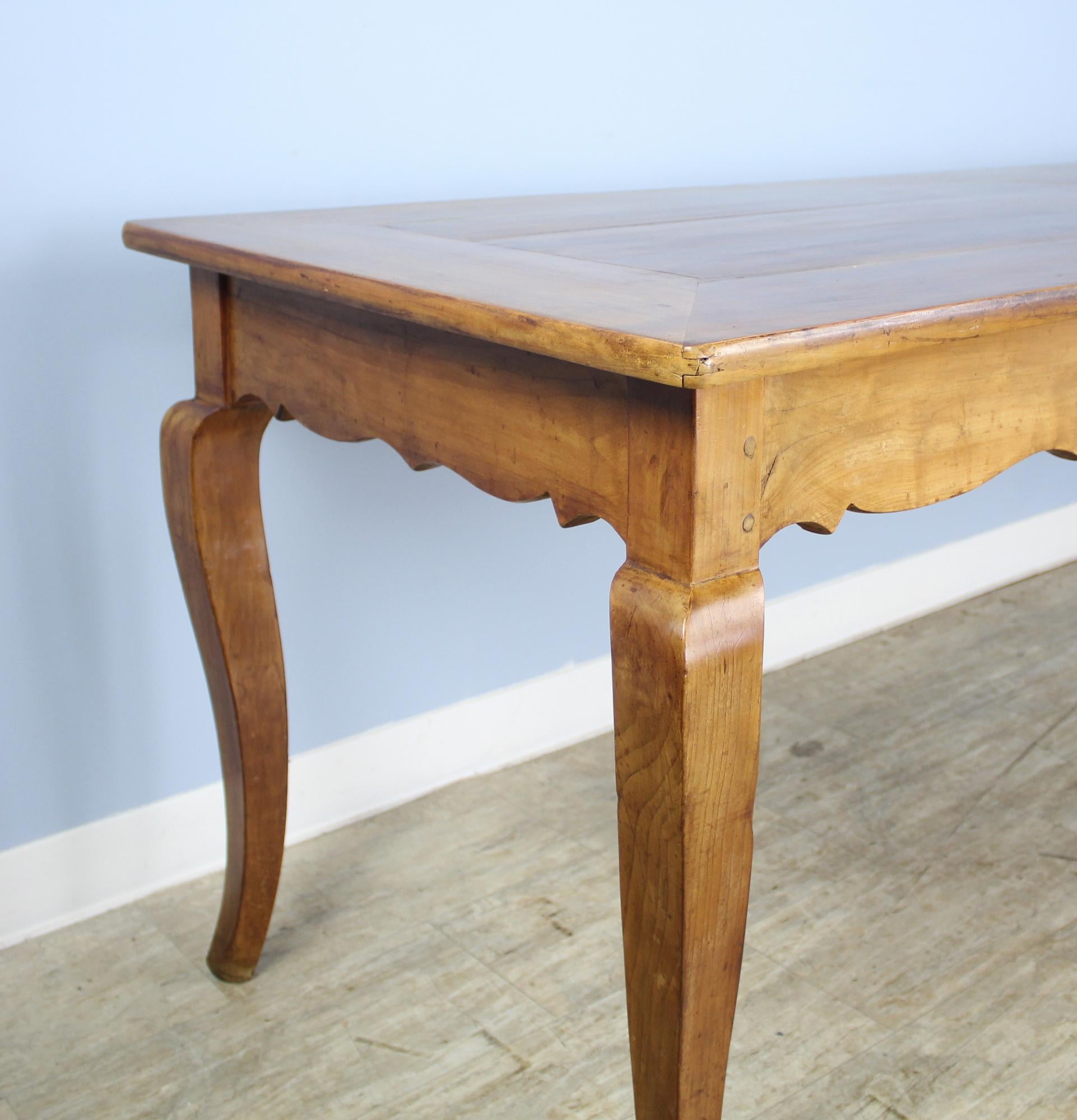 French Antique Cabriole Leg Cherry Dining Table with Carved Apron For Sale