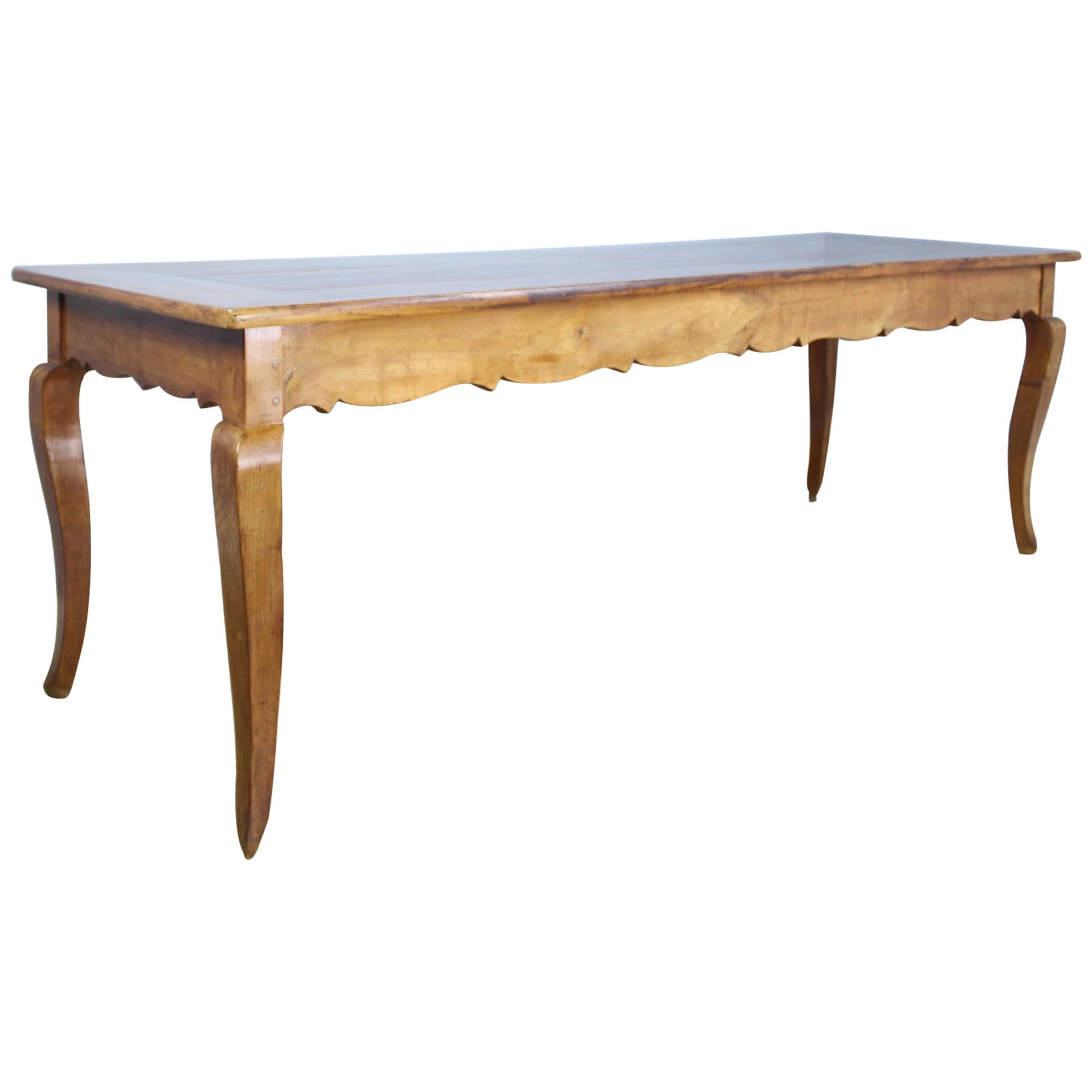 Antique Cabriole Leg Cherry Dining Table with Carved Apron For Sale