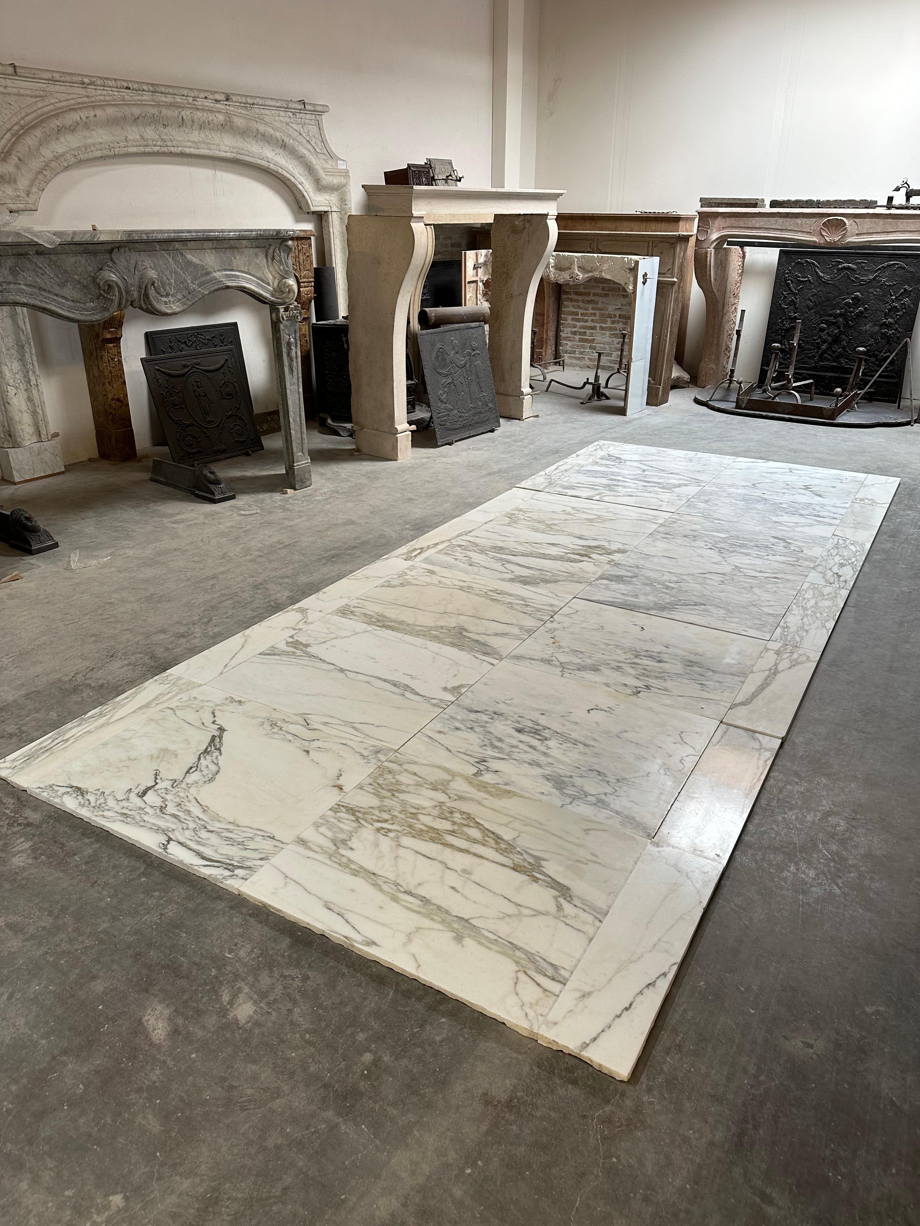 Very happy to offer this striking marble floor.
This used to be the hallway in a mid 19th century hallway in the city center of The Hague. The floor dates back to approx. 1850.

This warm Calacatta marble has an amazing soft shine and retained the