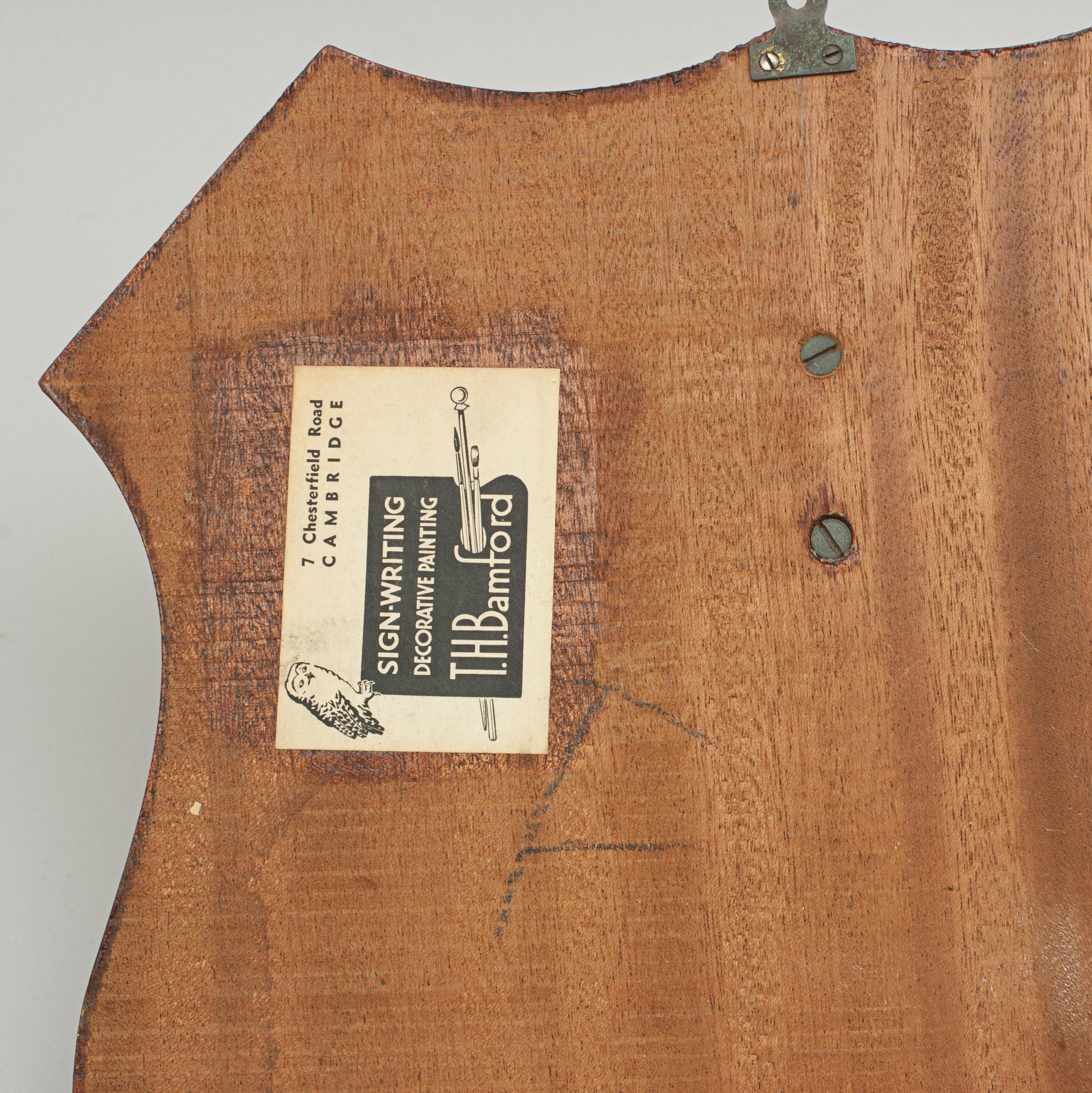Antique Cambridge University Rowing Shield 1950 Hand Painted Legend In Good Condition In Oxfordshire, GB