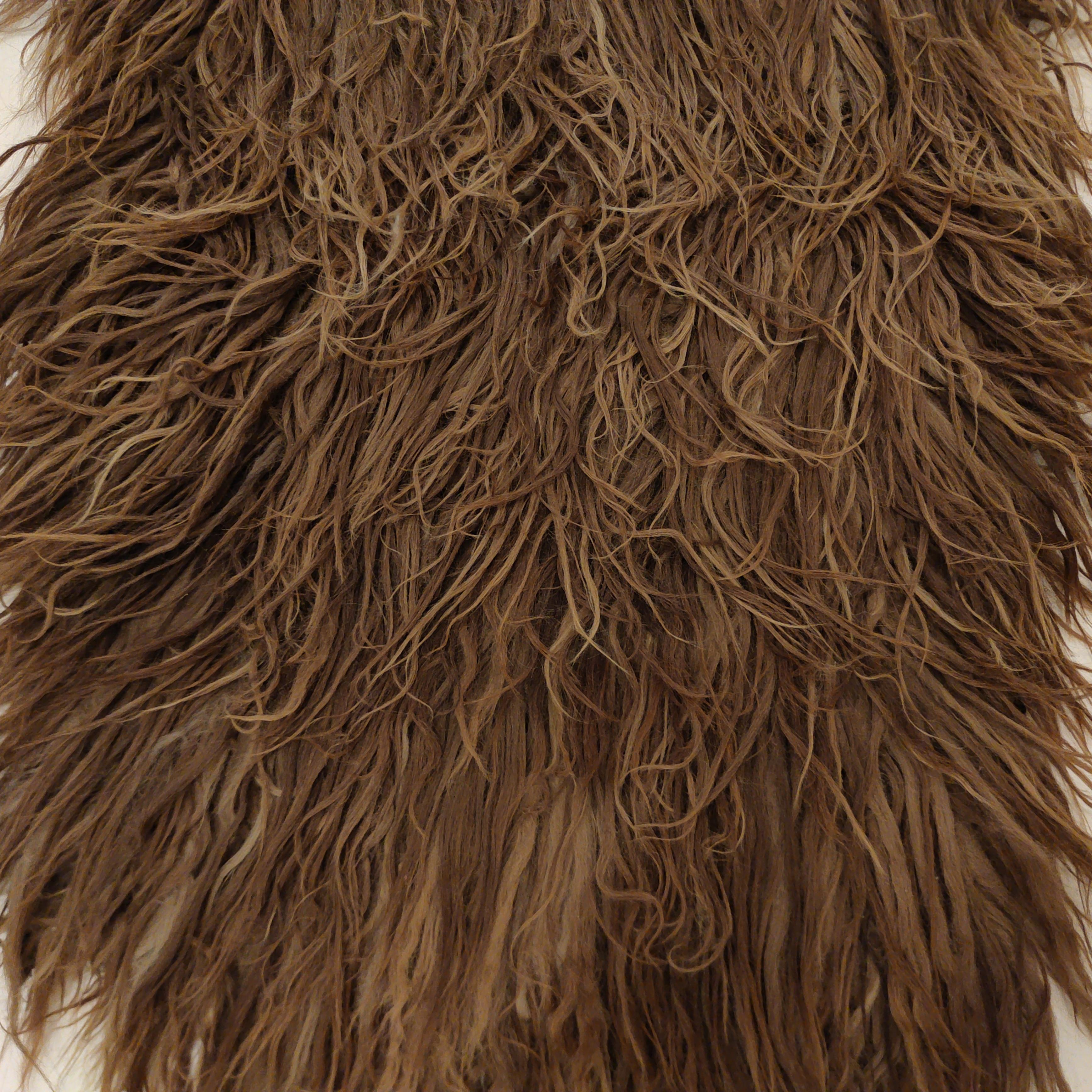 Ancien tapis à poils de chameau chinois primitif  Excellent état - En vente à Milan, IT