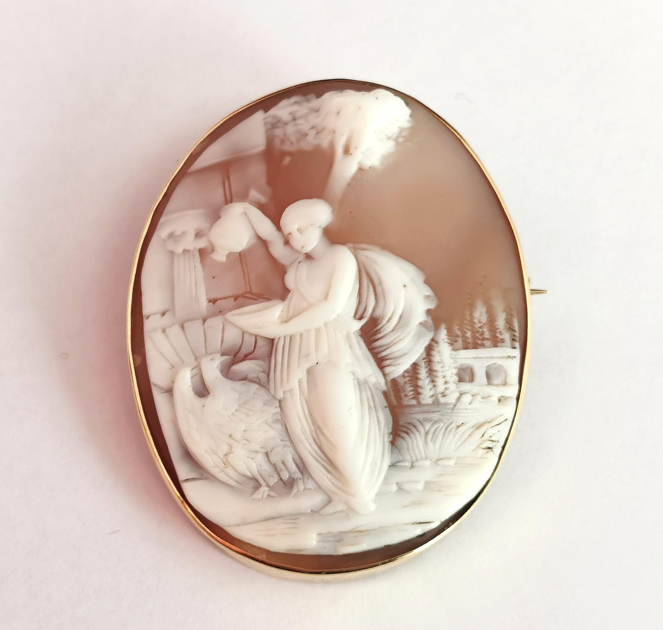 Antique Cameo Brooch, 9k Gold, Hebe and the Eagle 6
