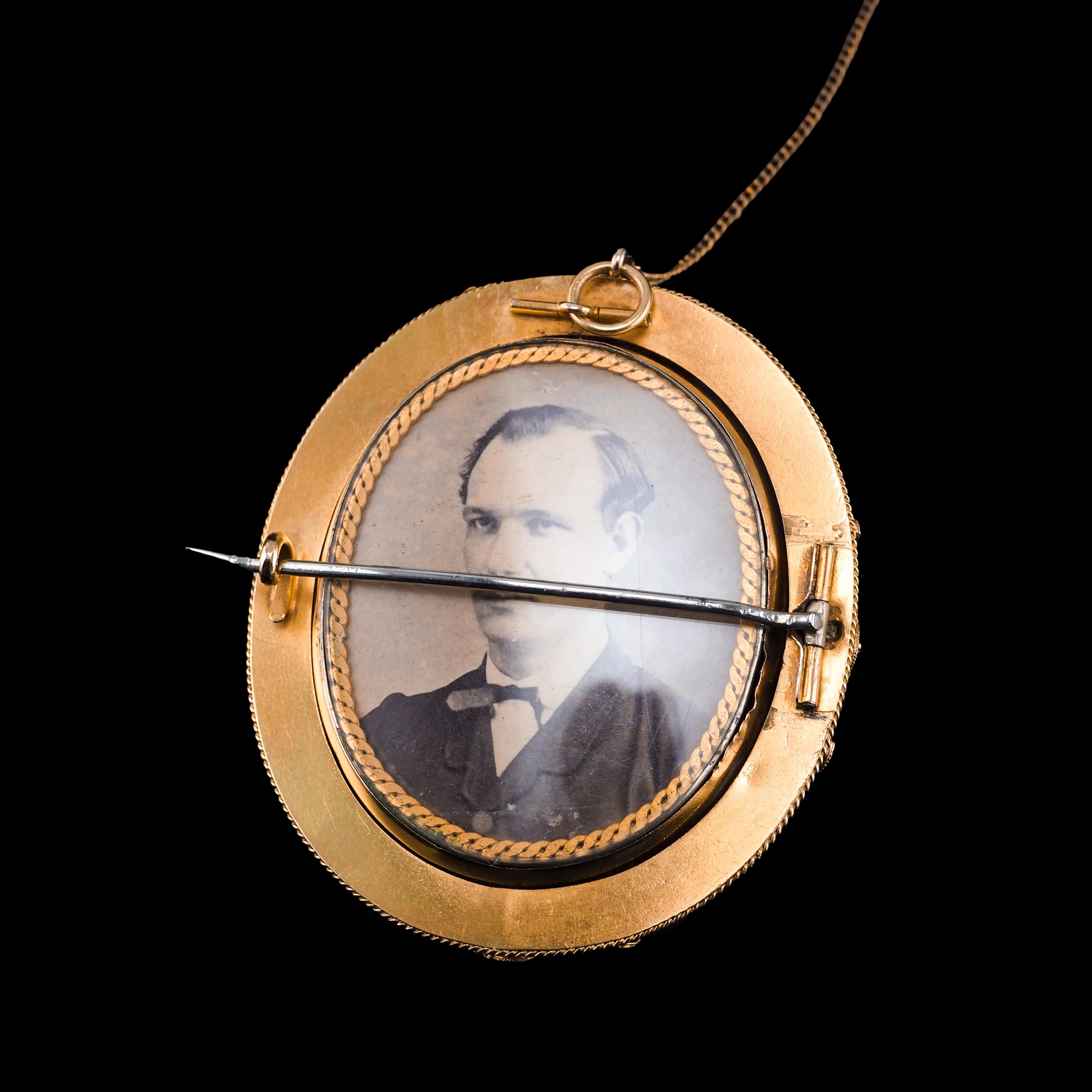 Collier pendentif broche camée ancienne en or 18 carats - Victorien vers 1860 en vente 5