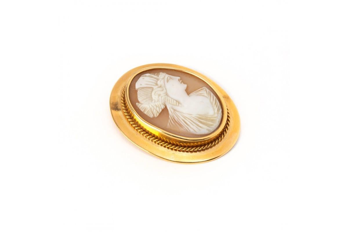 Antique cameo brooch, Scandinavia, 1922. In Good Condition For Sale In Chorzów, PL