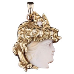 Antiker Kamee-Anhänger aus 14k Gold